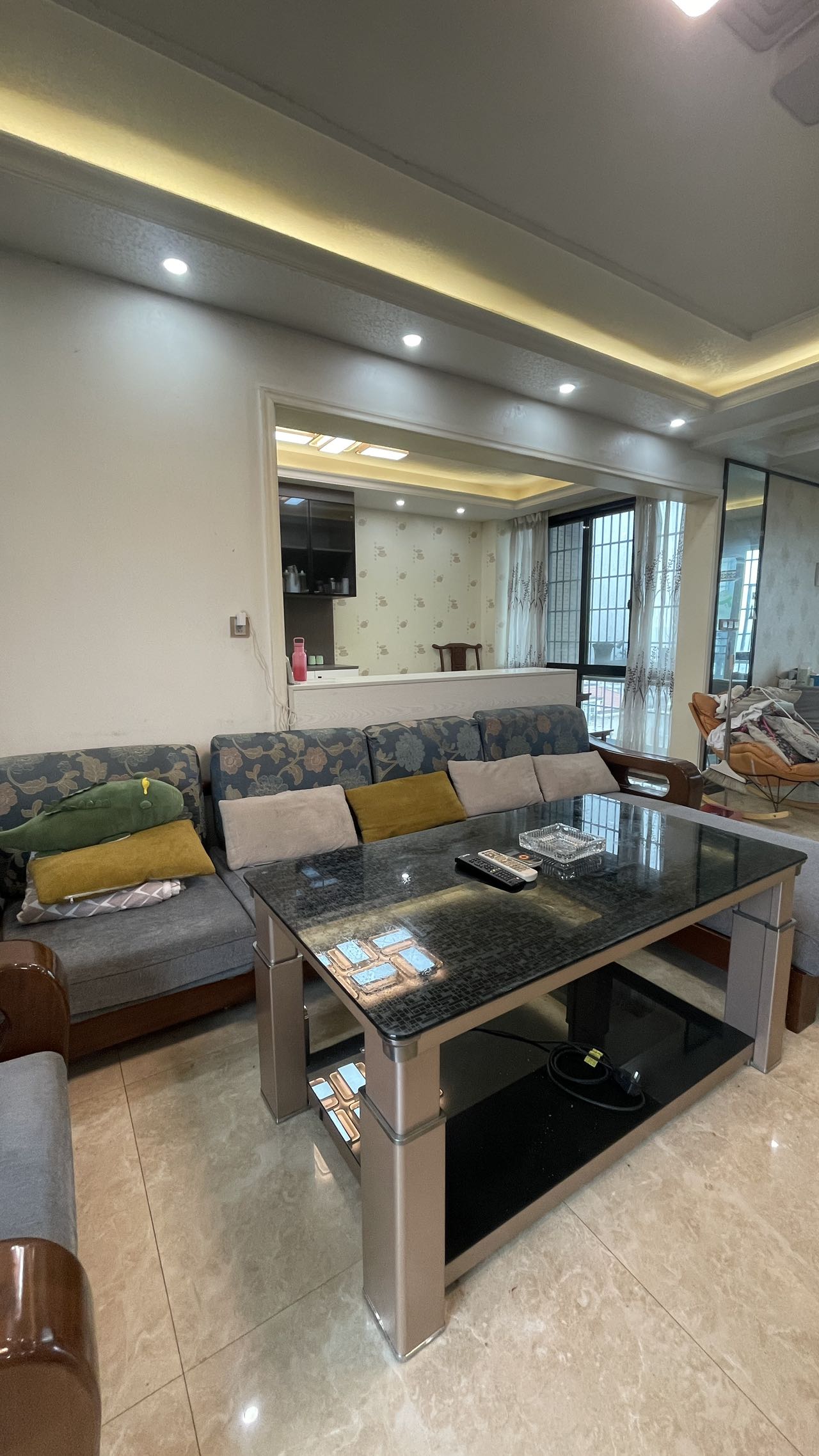 鹏利广场 3室2厅2卫 2100.0元/月 鹏利广场 3室2厅2卫 2100.0元/月室内图