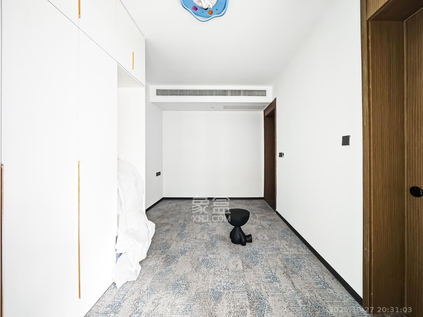 中欣楚天御府B区观澜  4室2厅2卫    11000.0元/月 中欣楚天御府B区观澜  4室2厅2卫    11000.0元/月室内图