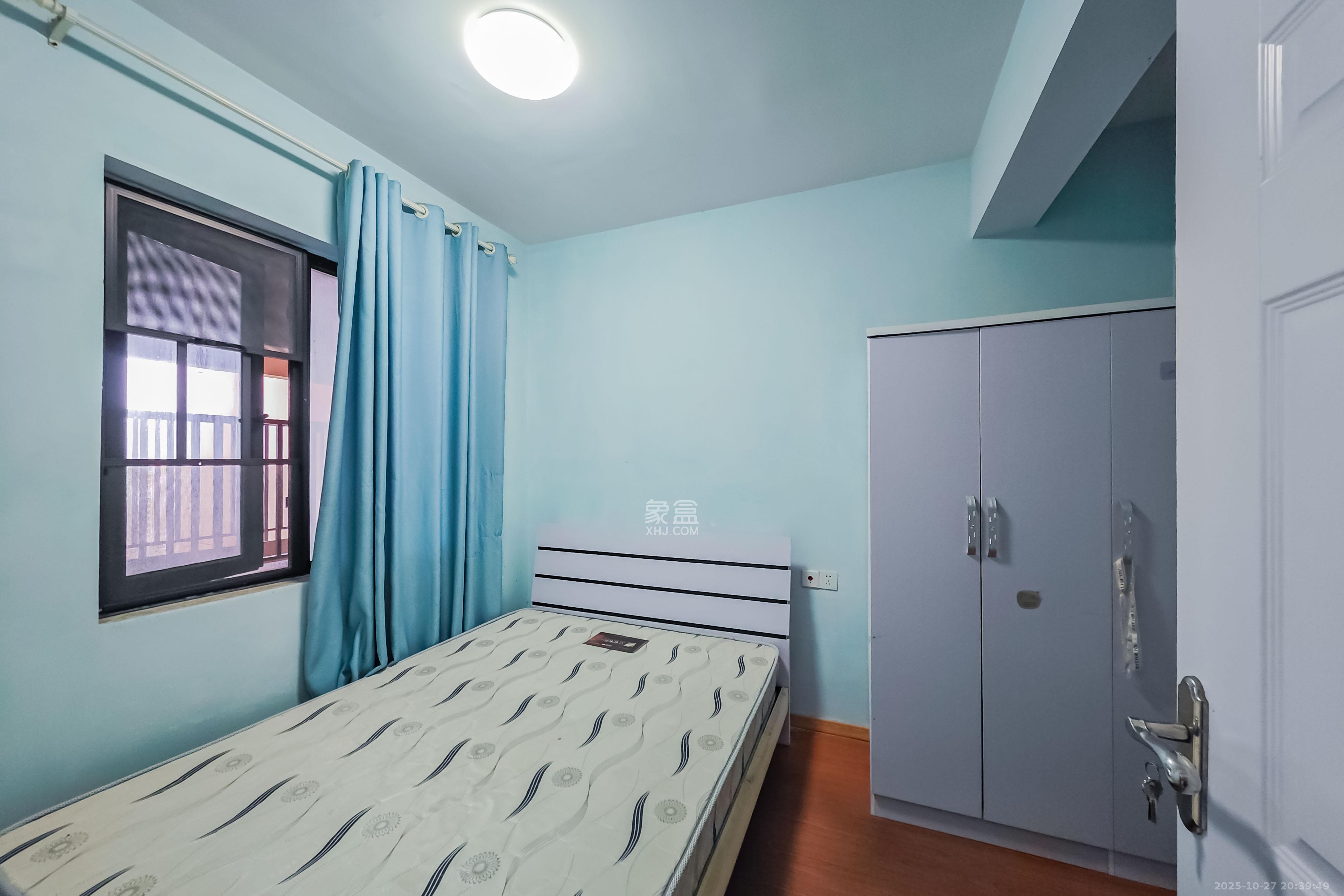 旭辉香樟公馆 2室2厅1卫 69.0万 旭辉香樟公馆 2室2厅1卫 69.0万卧室