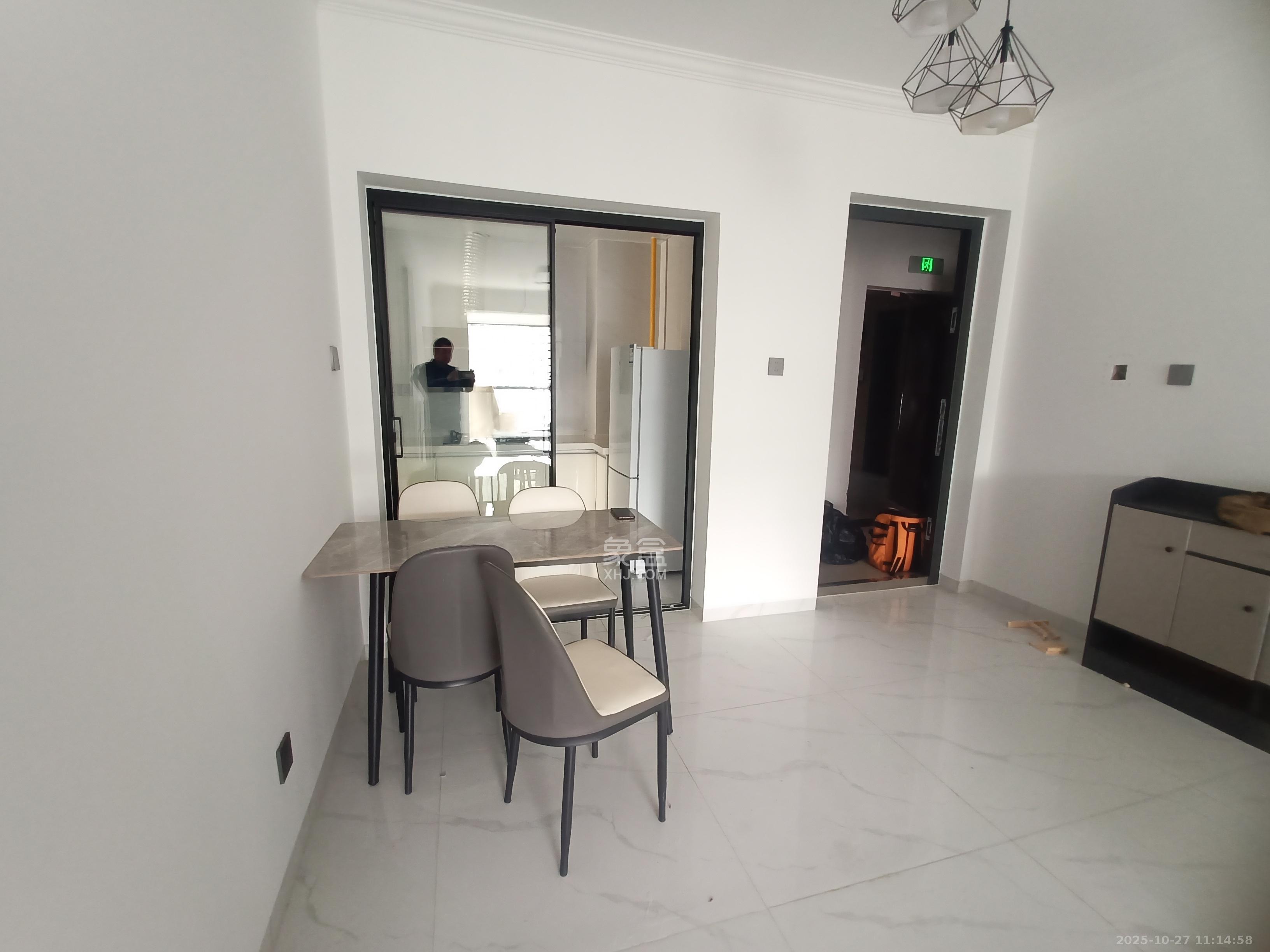 惟智园安置小区  2室2厅1卫    1700.0元/月室内图