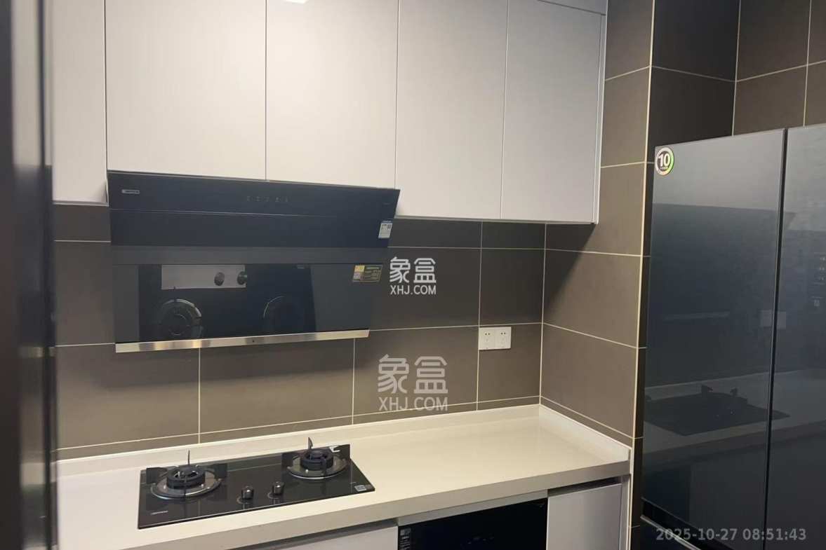 运达锦绣广场  4室2厅2卫    4680.0元/月 运达锦绣广场  4室2厅2卫    4680.0元/月室内图