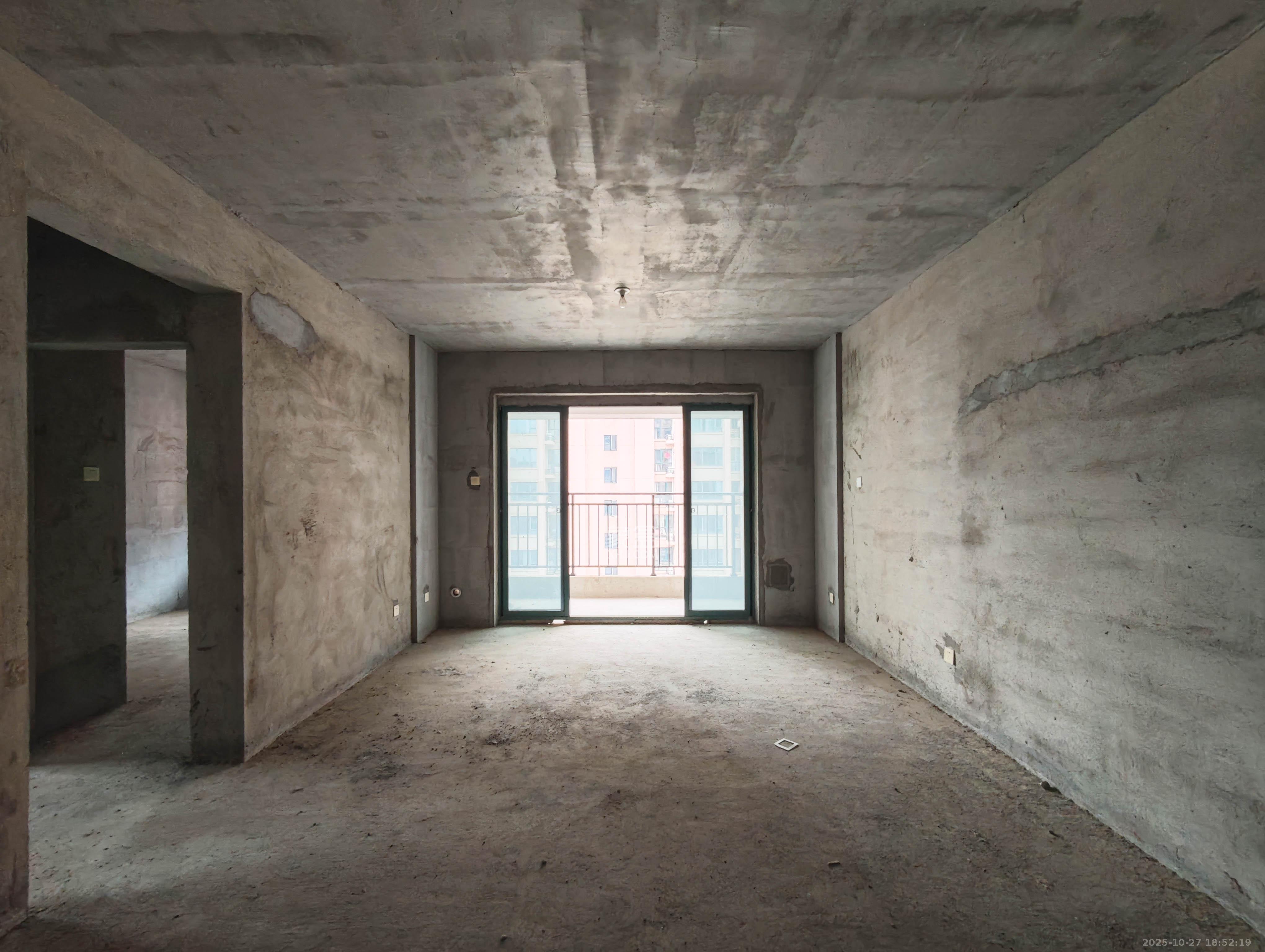 博长山水香颐 1室2厅1卫 62.0万 博长山水香颐 1室2厅1卫 62.0万客厅