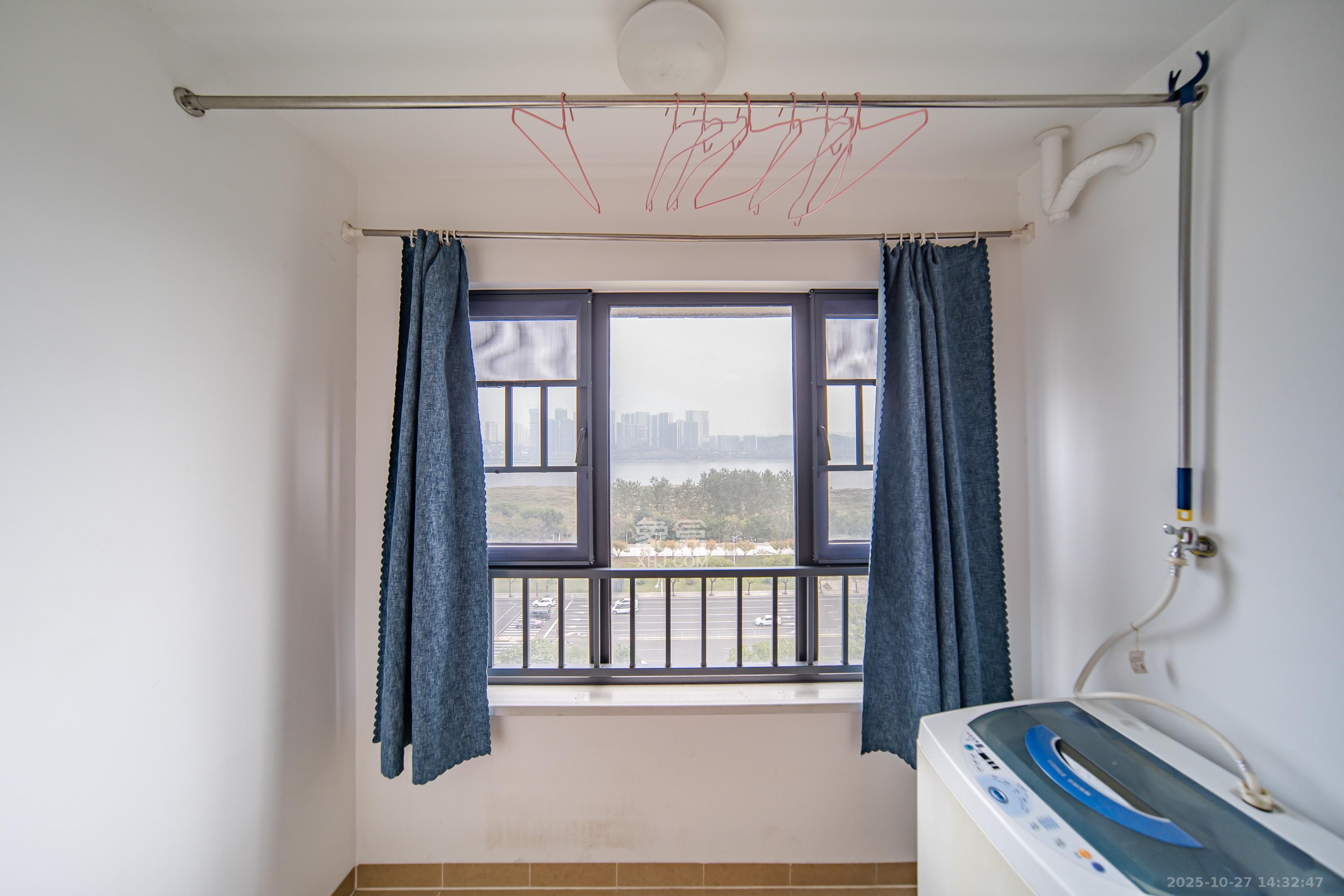 万科金域缇香  1室0厅1卫    36.0万 万科金域缇香  1室0厅1卫    36.0万阳台