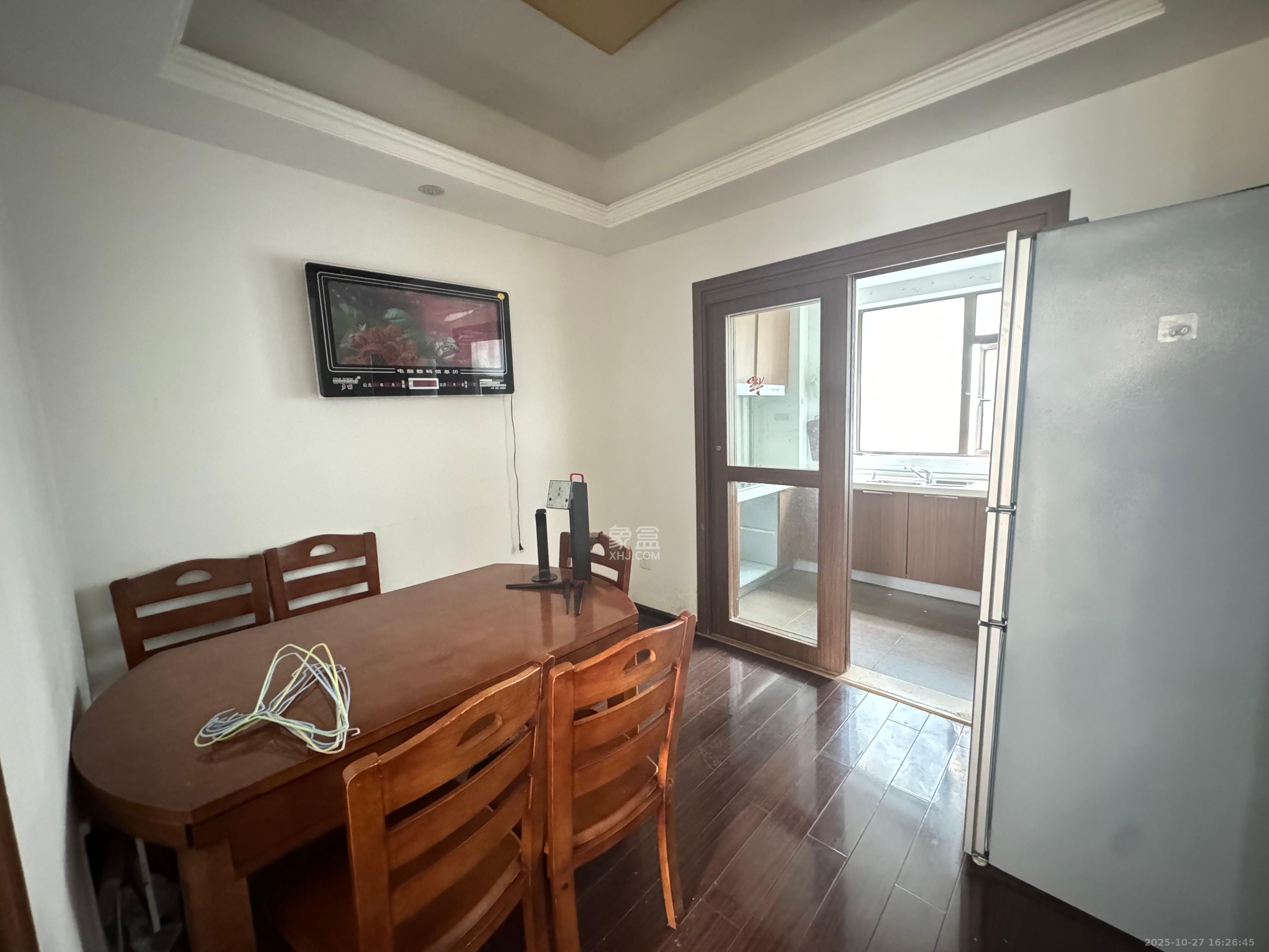 江山帝景哈佛 3室2厅2卫 2000.0元/月 江山帝景哈佛 3室2厅2卫 2000.0元/月室内图