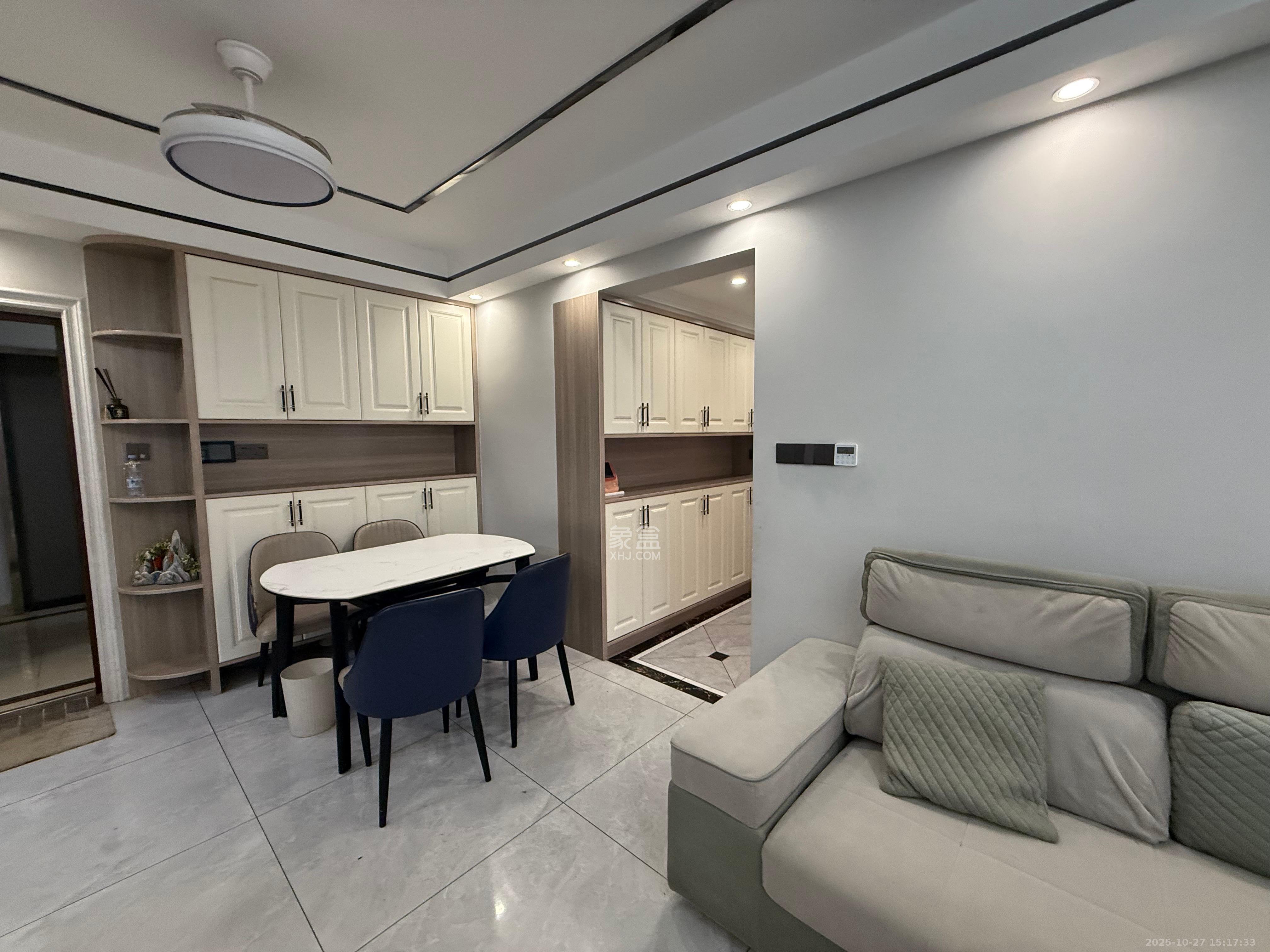 福晟钱隆国际(晟冉景苑)  3室2厅1卫    2400.0元/月 福晟钱隆国际(晟冉景苑)  3室2厅1卫    2400.0元/月室内图