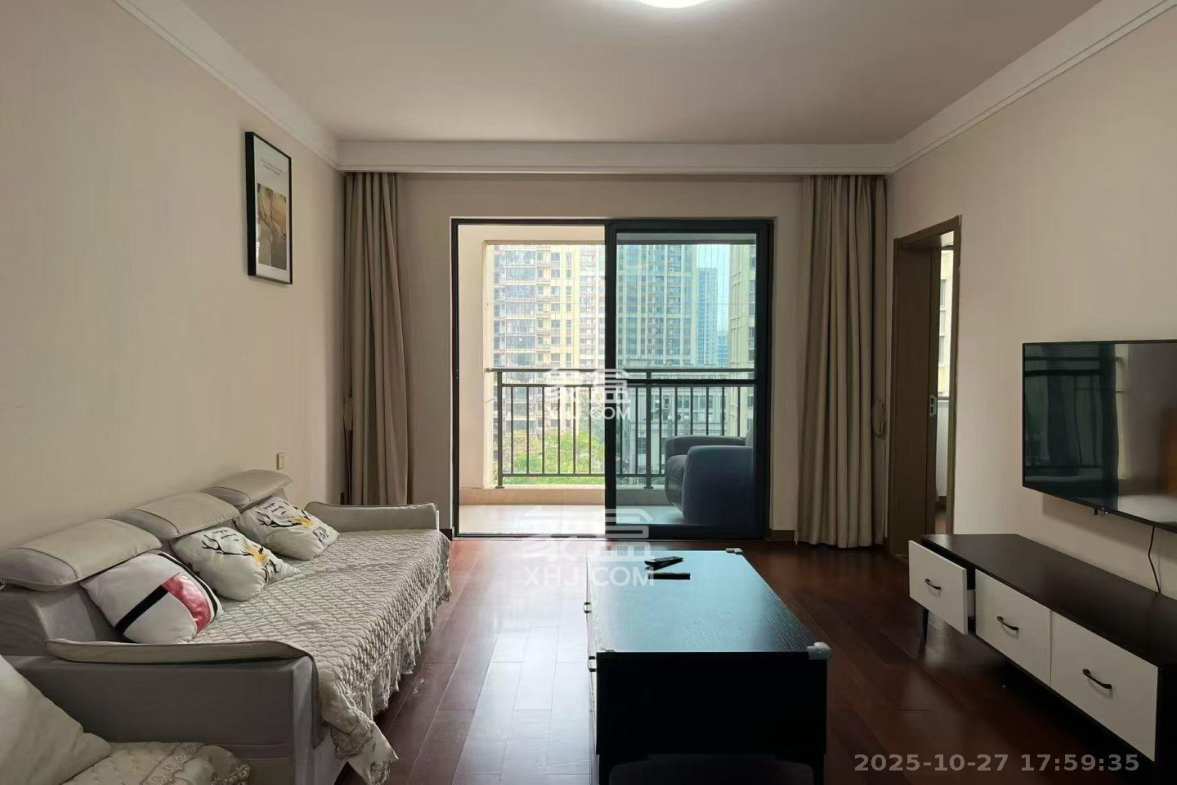 鑫苑芙蓉鑫家  3室2厅1卫    2400.0元/月 鑫苑芙蓉鑫家  3室2厅1卫    2400.0元/月室内图