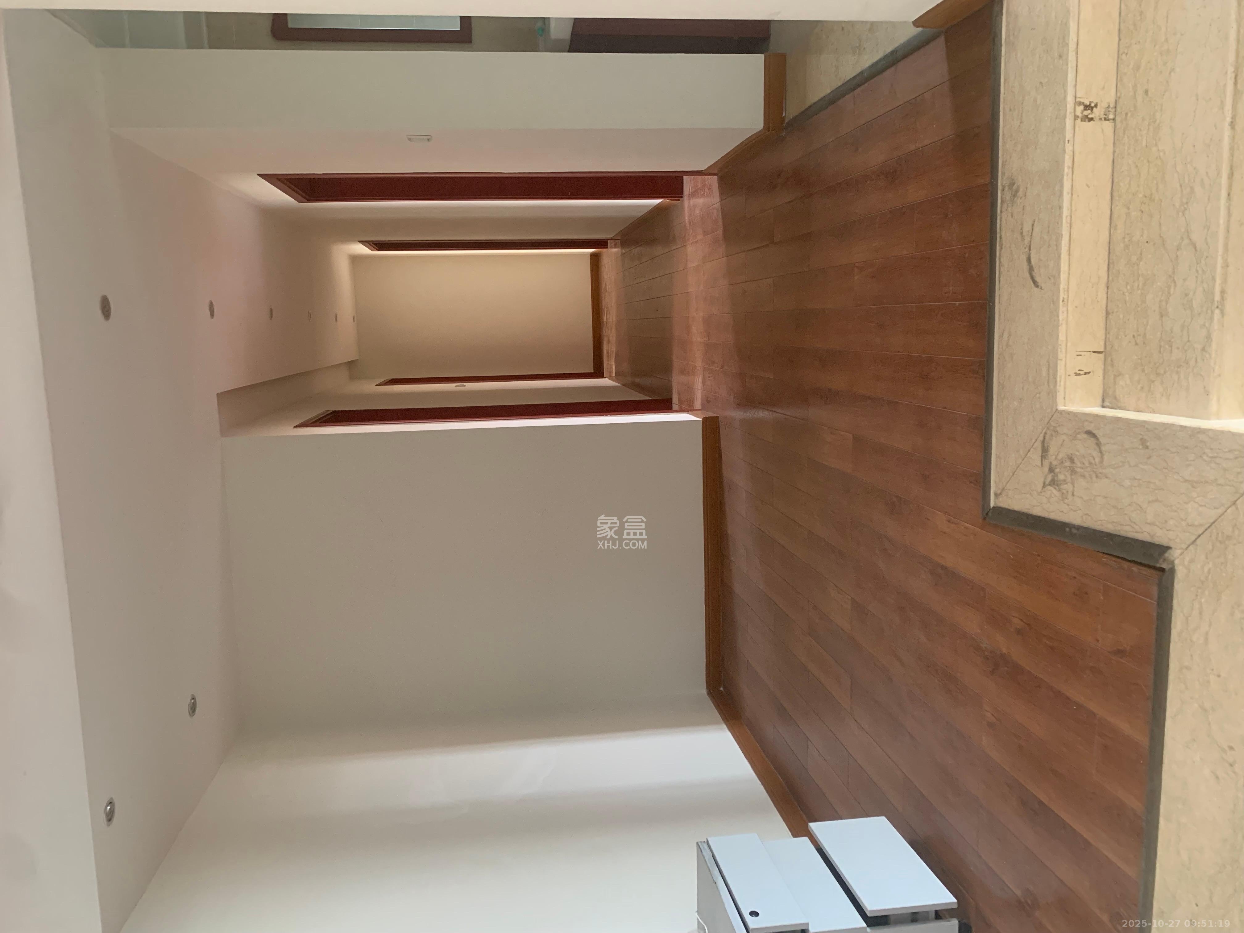 佳馨园 5室2厅2卫 4600.0元/月 佳馨园 5室2厅2卫 4600.0元/月室内图