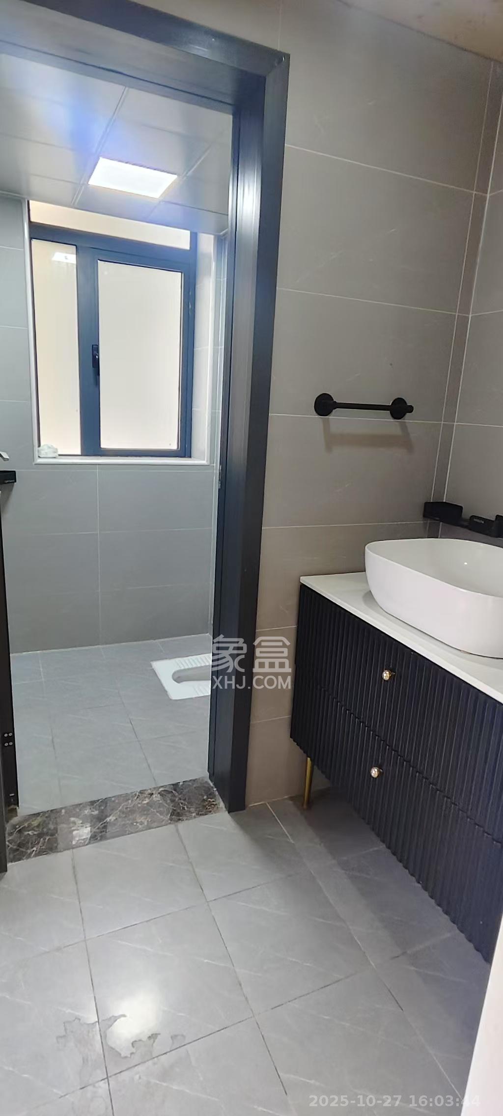 银晟花园  3室2厅2卫    2400.0元/月 银晟花园  3室2厅2卫    2400.0元/月室内图