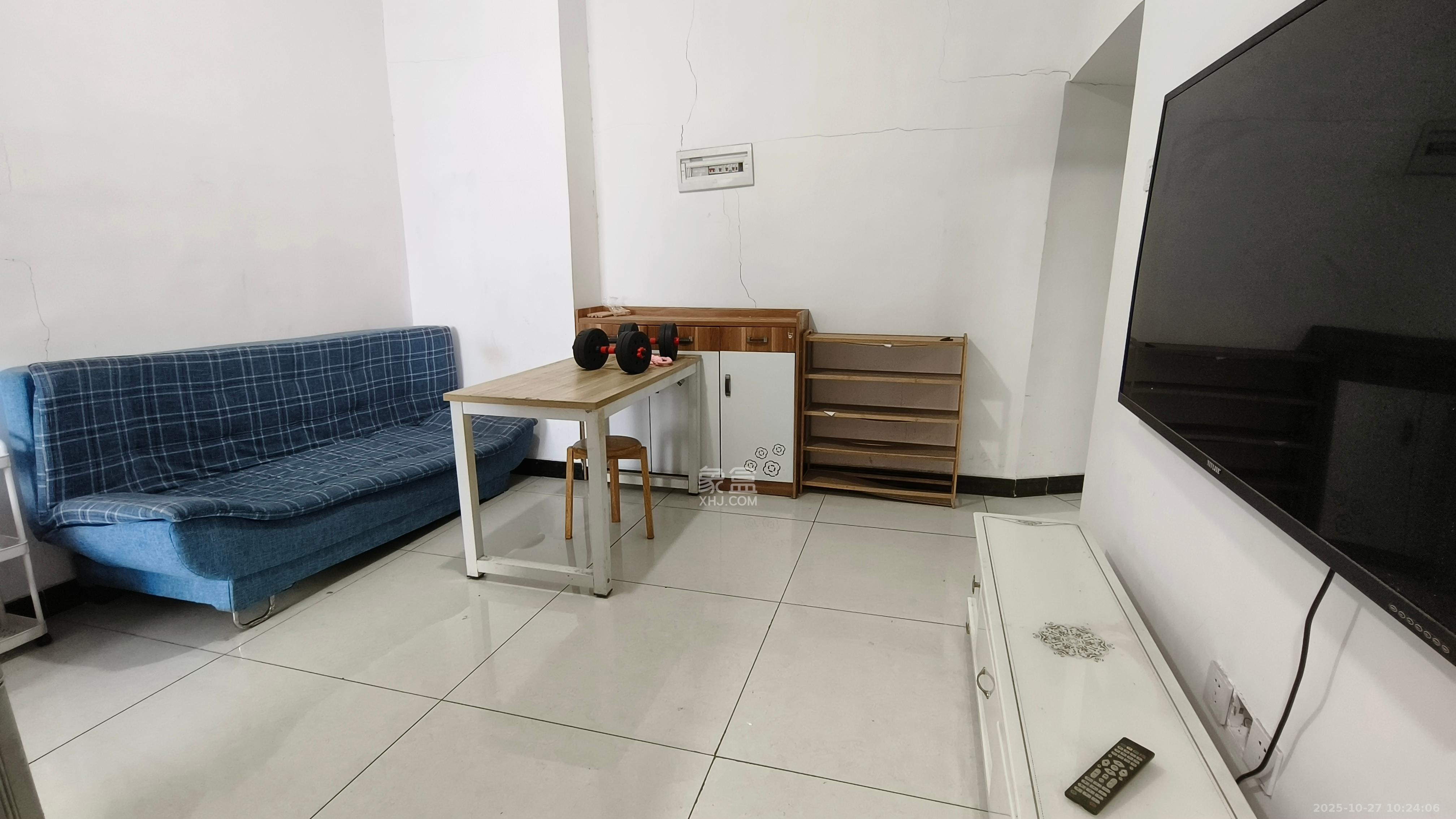 湘凯石化大厦  3室2厅2卫    1600.0元/月室内图