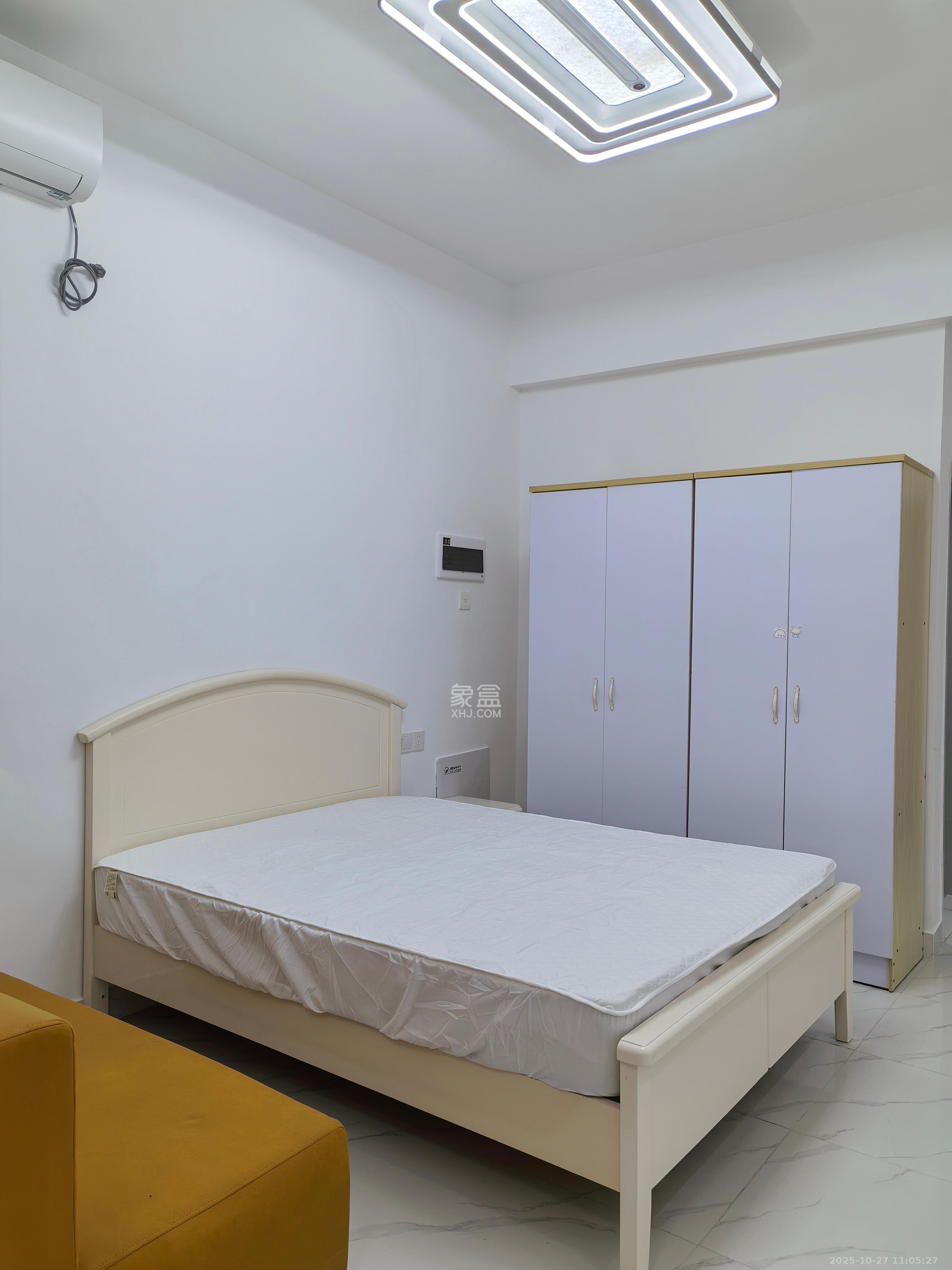 天鸿天府（天鸿中央大院）  2室0厅0卫    1400.0元/月