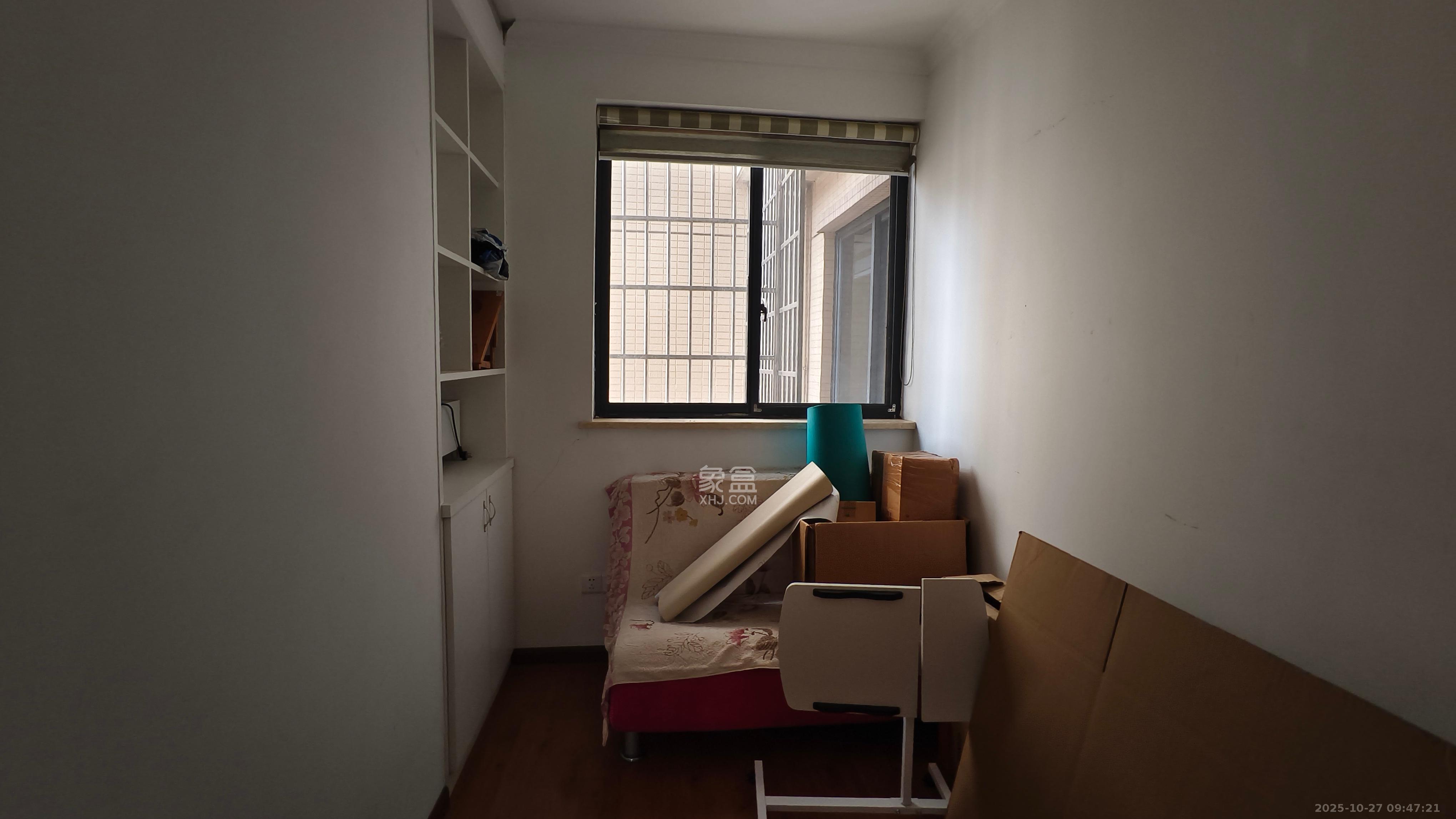 保利花园  2室2厅1卫    2000.0元/月 保利花园  2室2厅1卫    2000.0元/月室内图