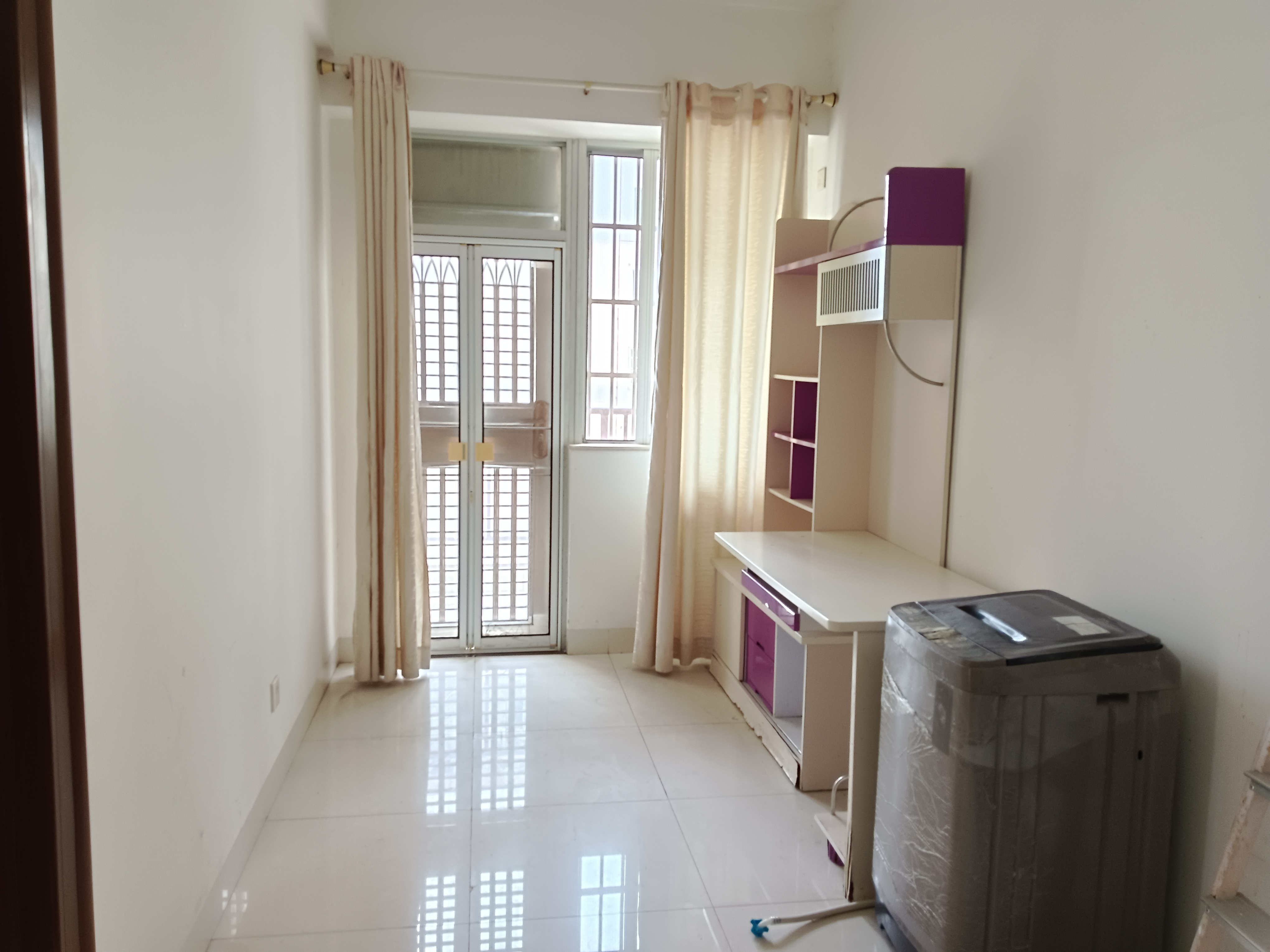 金山广场 2室2厅1卫 2300.0元/月 金山广场 2室2厅1卫 2300.0元/月室内图