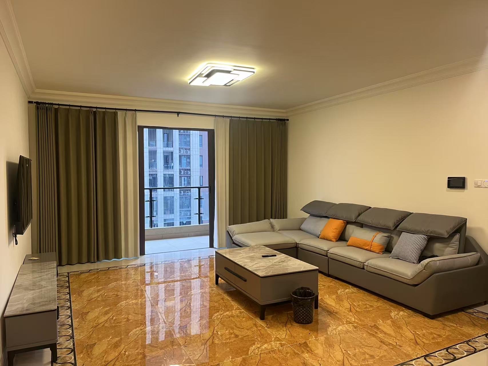 华耀碧桂园十里江湾誉峯 1室0厅0卫 2880.0元/月 华耀碧桂园十里江湾誉峯 1室0厅0卫 2880.0元/月室内图