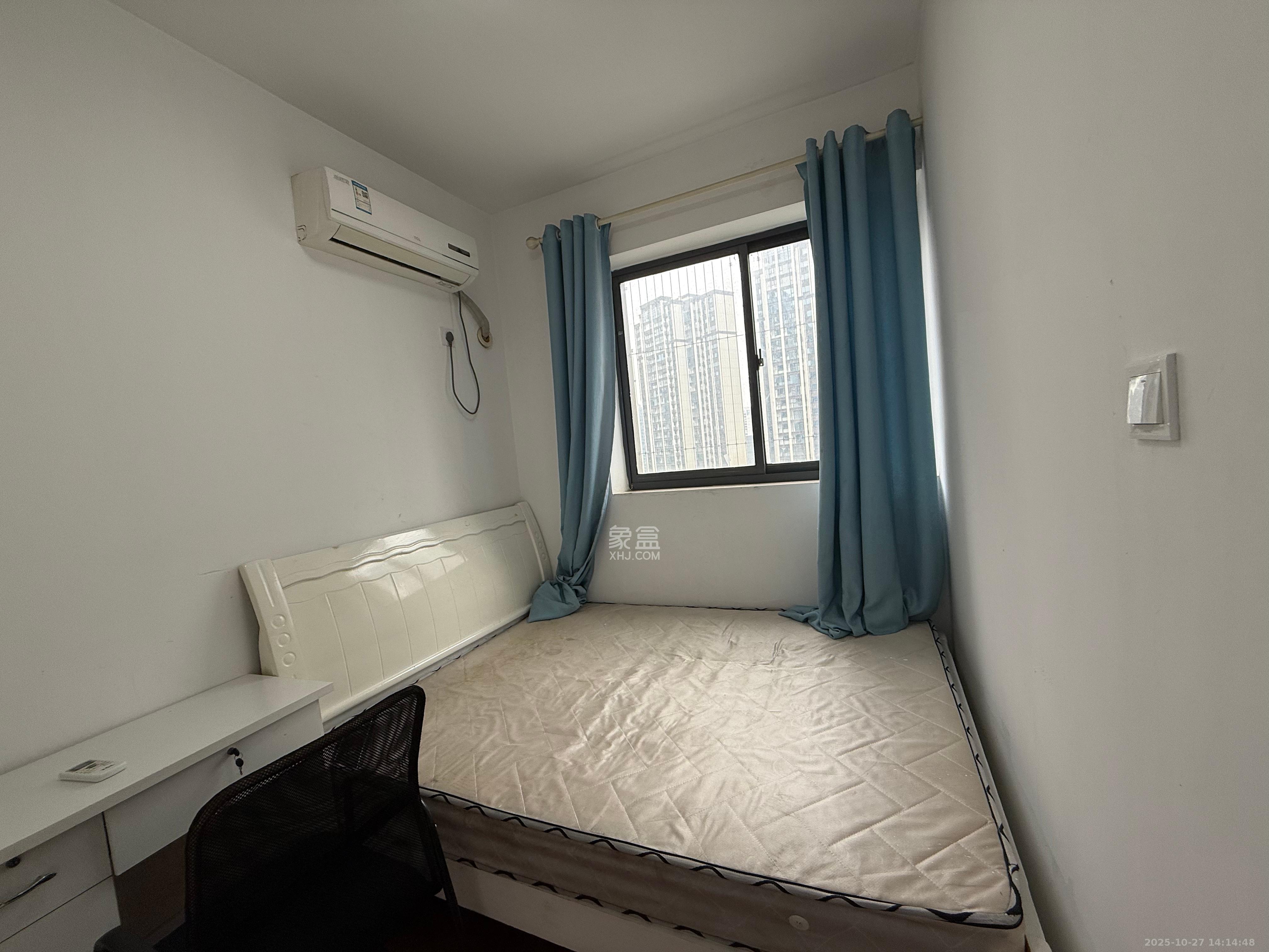 嘉宇银杉(嘉宇西苑) 3室2厅2卫 2100.0元/月 嘉宇银杉(嘉宇西苑) 3室2厅2卫 2100.0元/月室内图