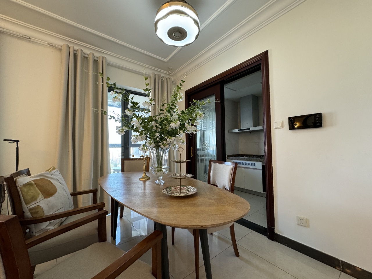 恒大外滩  3室2厅1卫    4600.0元/月 恒大外滩  3室2厅1卫    4600.0元/月室内图