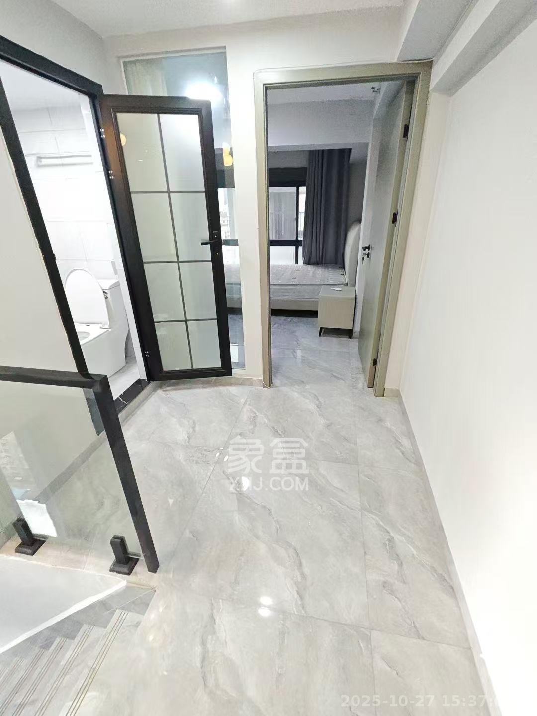 君悦新天地  2室1厅2卫    2500.0元/月室内图