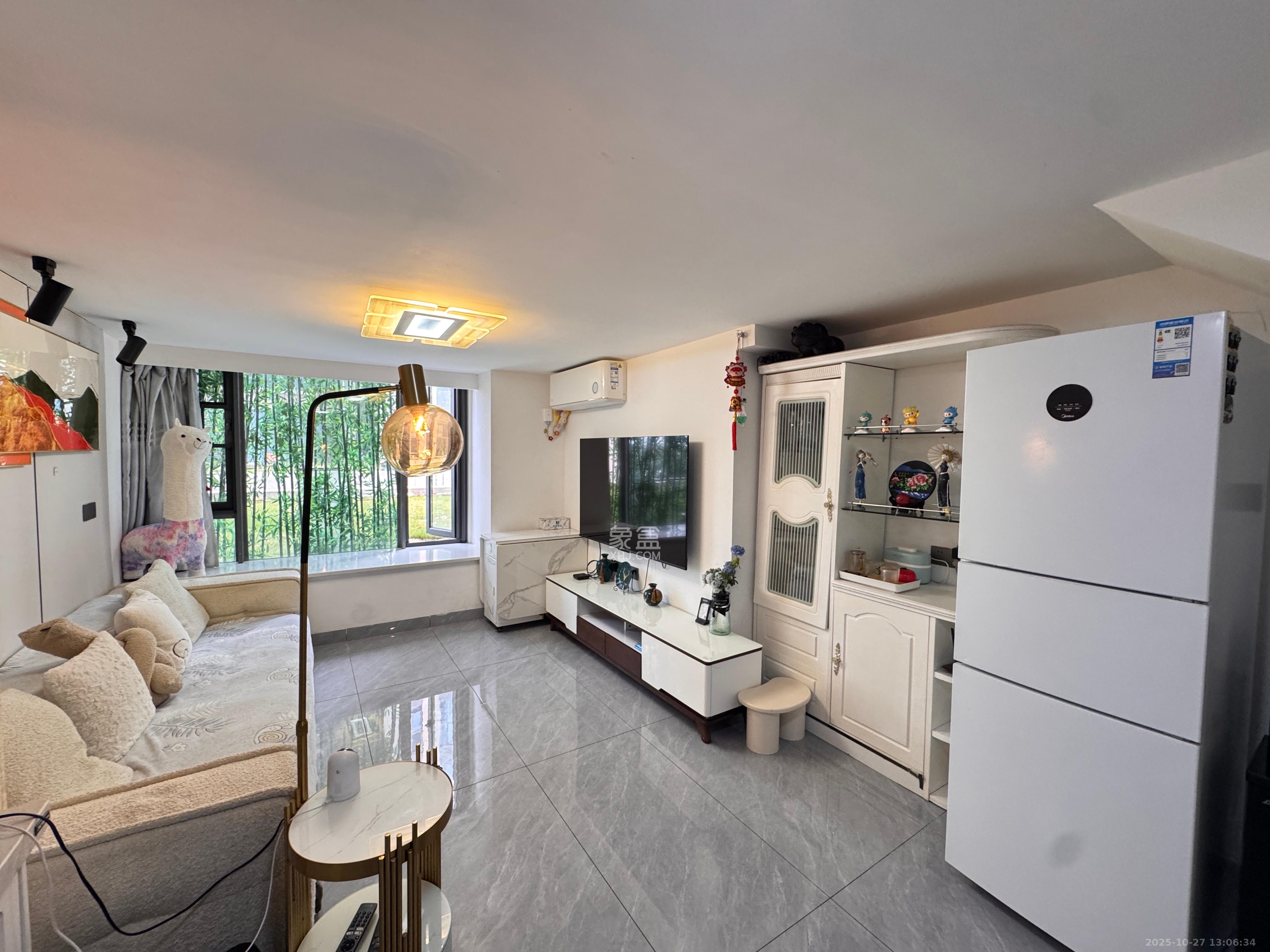 佳兆业云顶都汇 2室1厅1卫 2400.0元/月 佳兆业云顶都汇 2室1厅1卫 2400.0元/月室内图