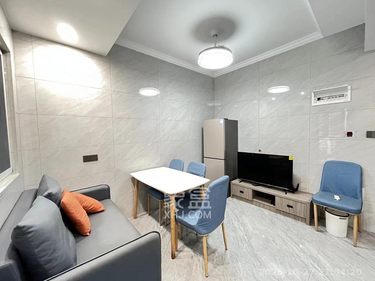 长房明宸府  2室1厅1卫    1800.0元/月