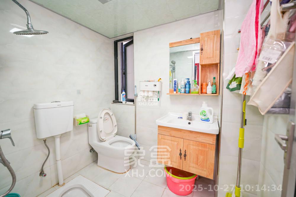 中悦领秀城  3室2厅1卫    1600.0元/月 中悦领秀城  3室2厅1卫    1600.0元/月