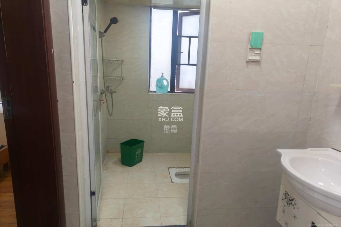 光明E城  4室2厅2卫    2800.0元/月 光明E城  4室2厅2卫    2800.0元/月室内图