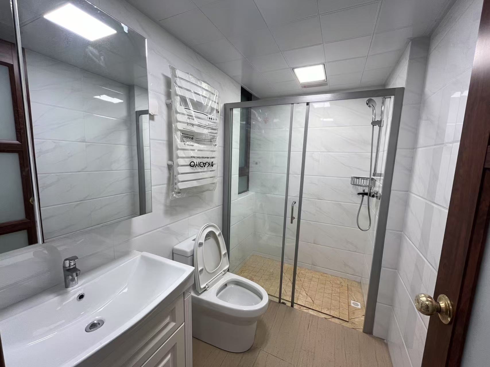 华耀碧桂园十里江湾誉峯 1室0厅0卫 2880.0元/月 华耀碧桂园十里江湾誉峯 1室0厅0卫 2880.0元/月室内图