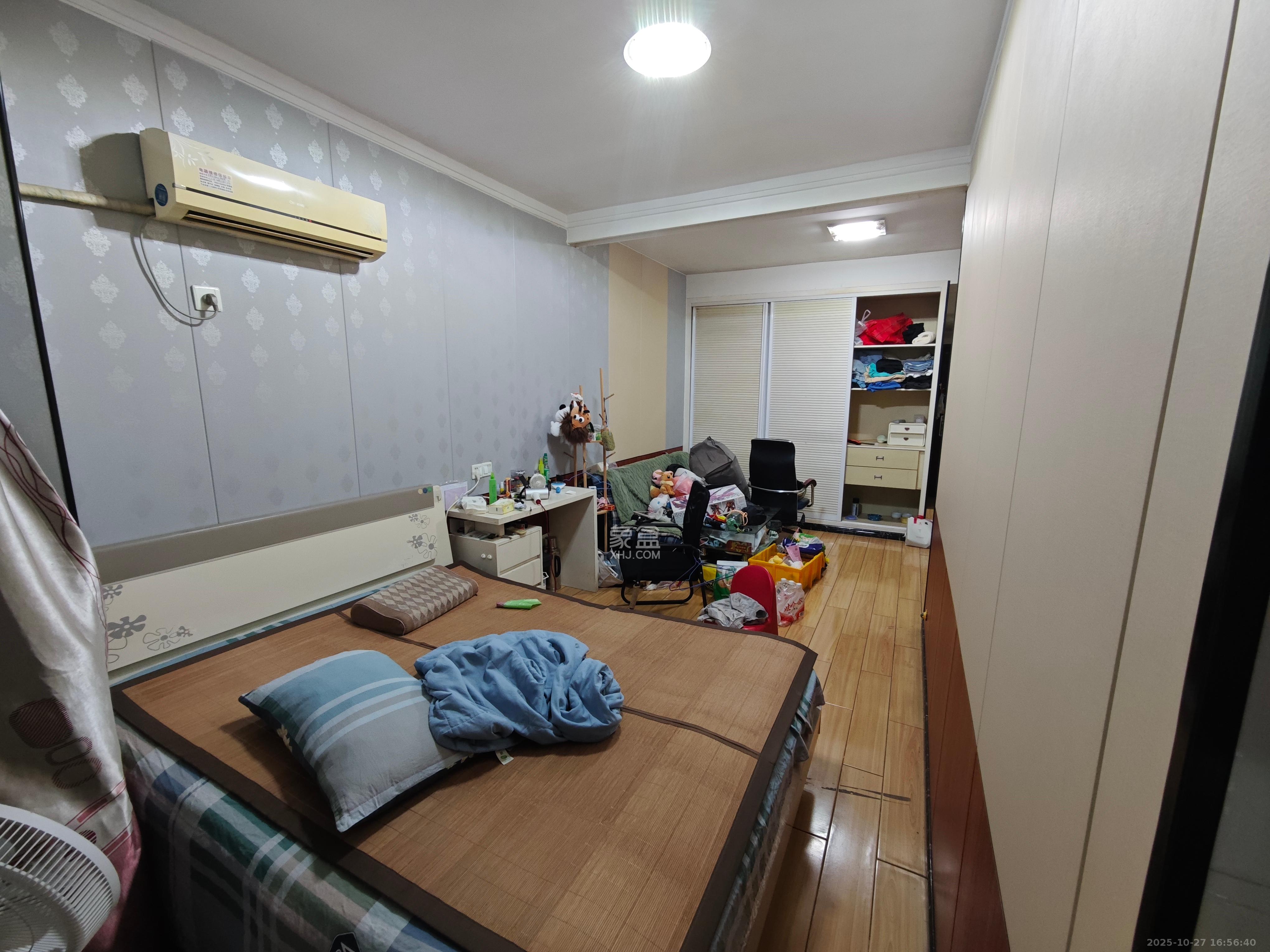 时代星城 1室1厅1卫 1050.0元/月 时代星城 1室1厅1卫 1050.0元/月室内图