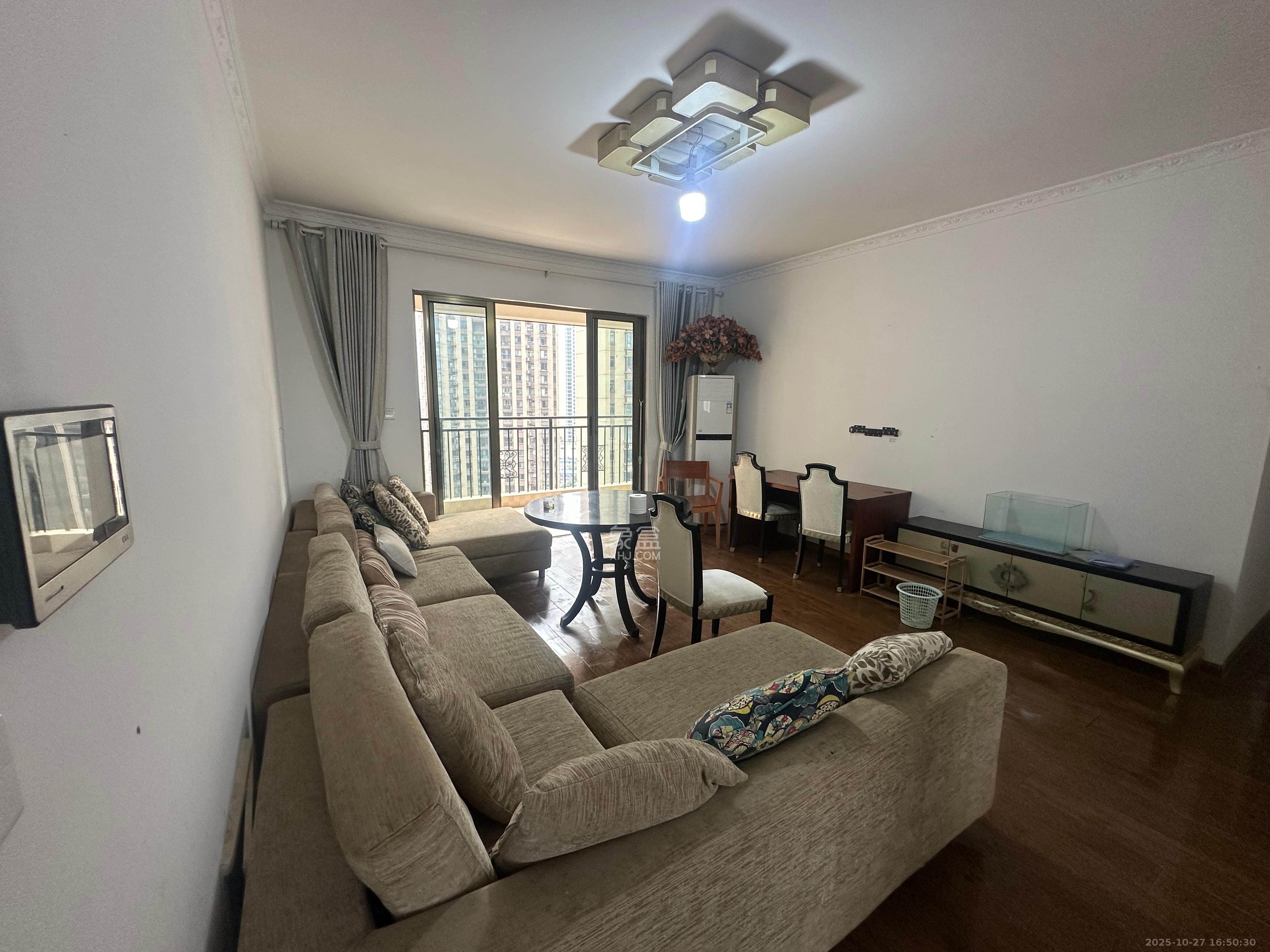 江山帝景雅典  4室2厅2卫    3000.0元/月 江山帝景雅典  4室2厅2卫    3000.0元/月