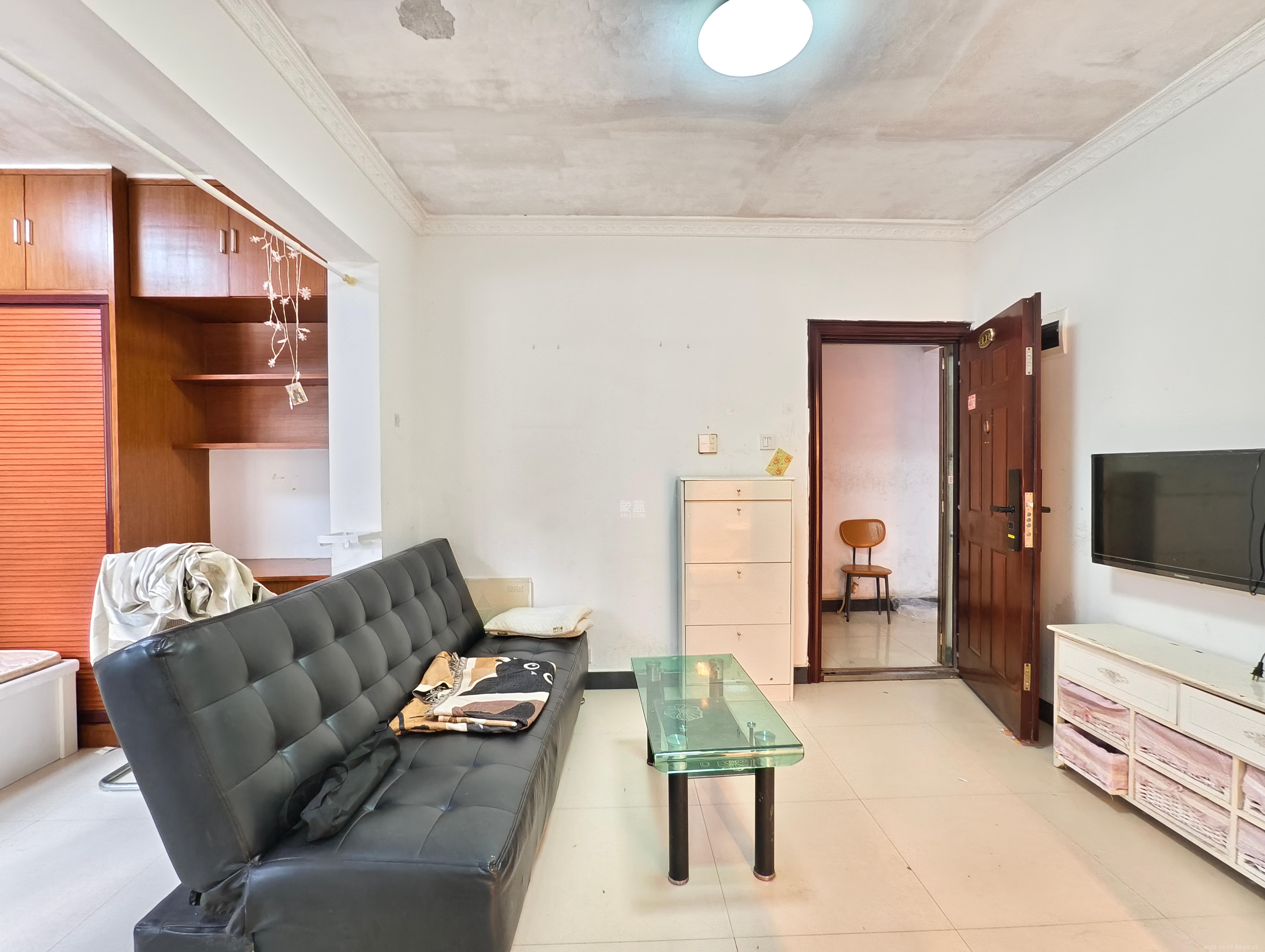 麓江春  1室1厅1卫    1480.0元/月