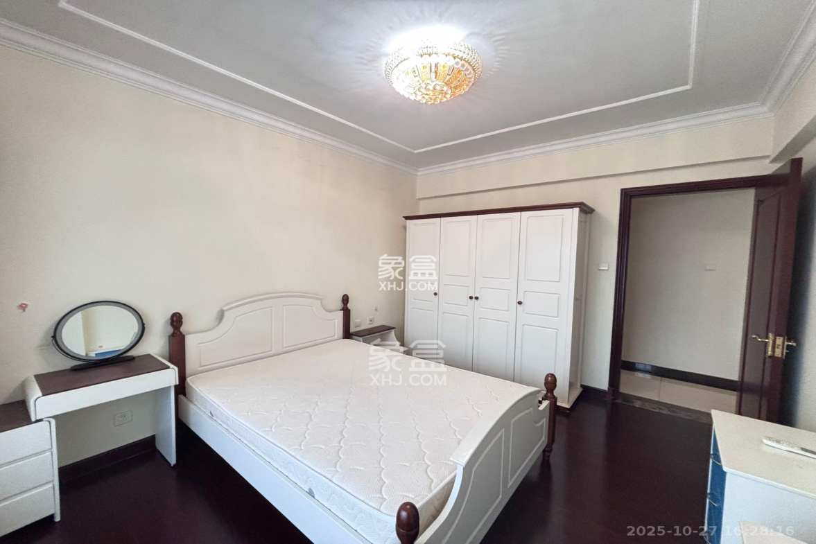 恒大雅苑 2室2厅1卫 2200.0元/月 恒大雅苑 2室2厅1卫 2200.0元/月室内图