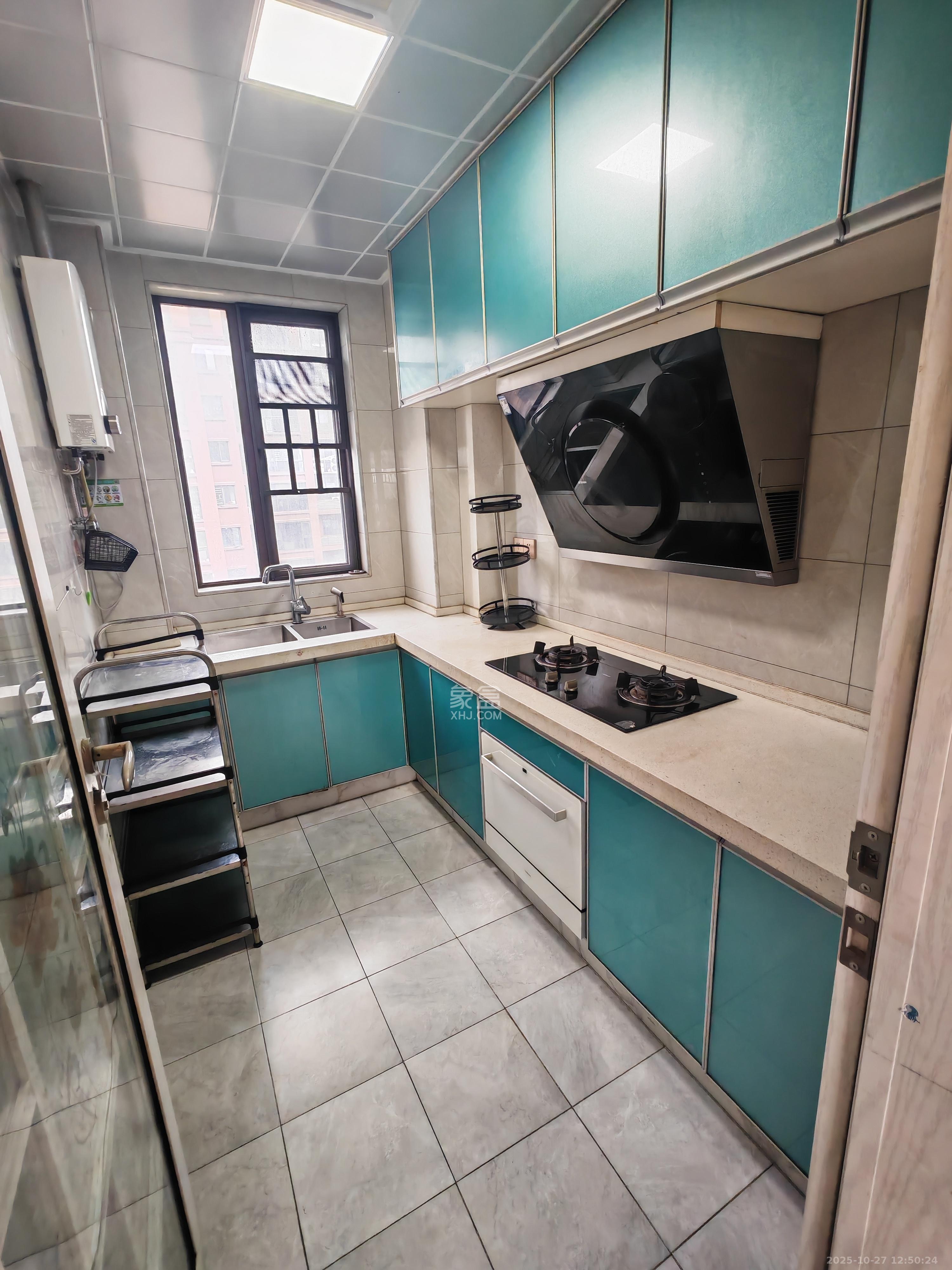 中冶中央公园  3室2厅1卫    2900.0元/月 中冶中央公园  3室2厅1卫    2900.0元/月室内图