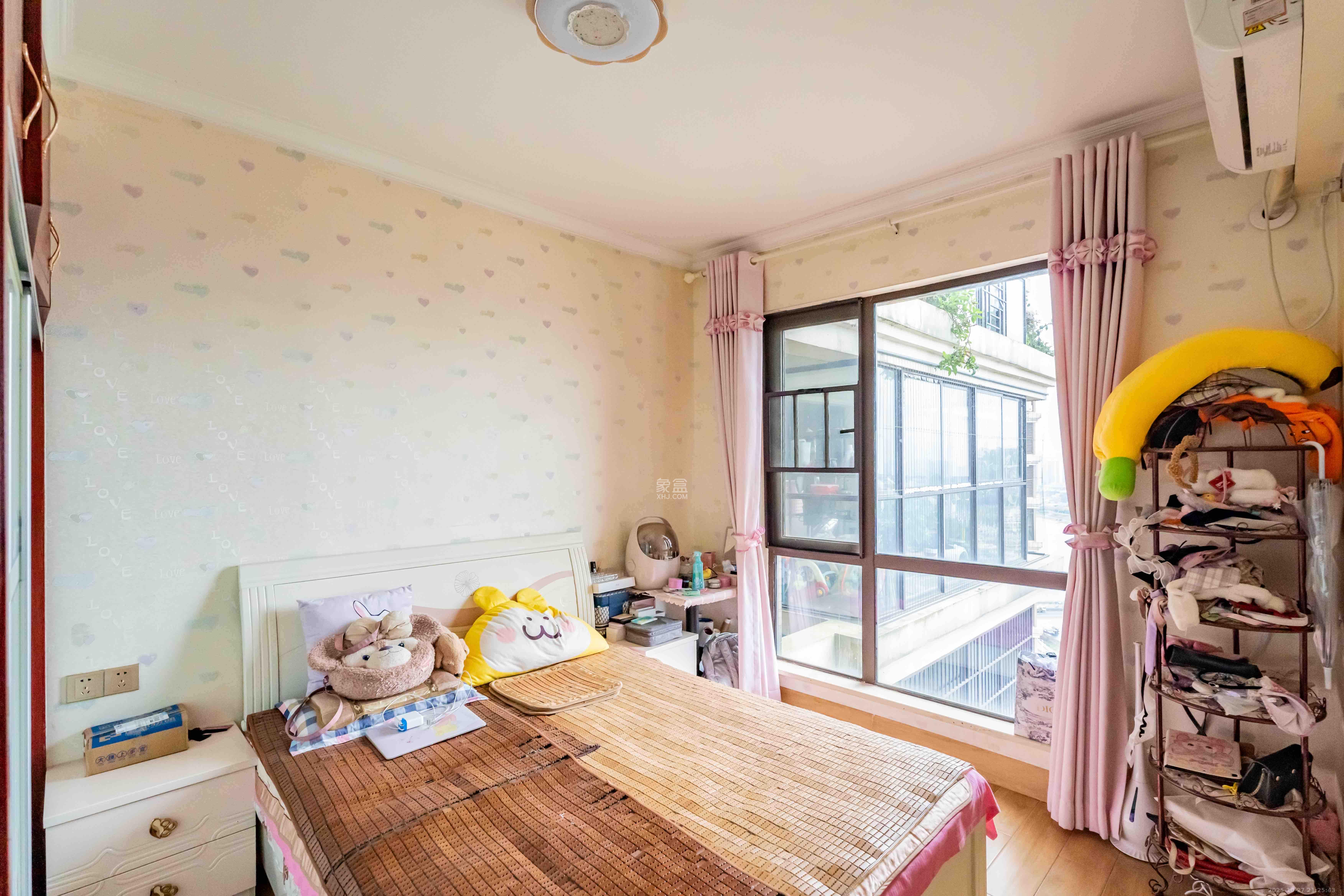 海洋半岛(月珑湾)  3室2厅2卫    3200.0元/月 海洋半岛(月珑湾)  3室2厅2卫    3200.0元/月室内图