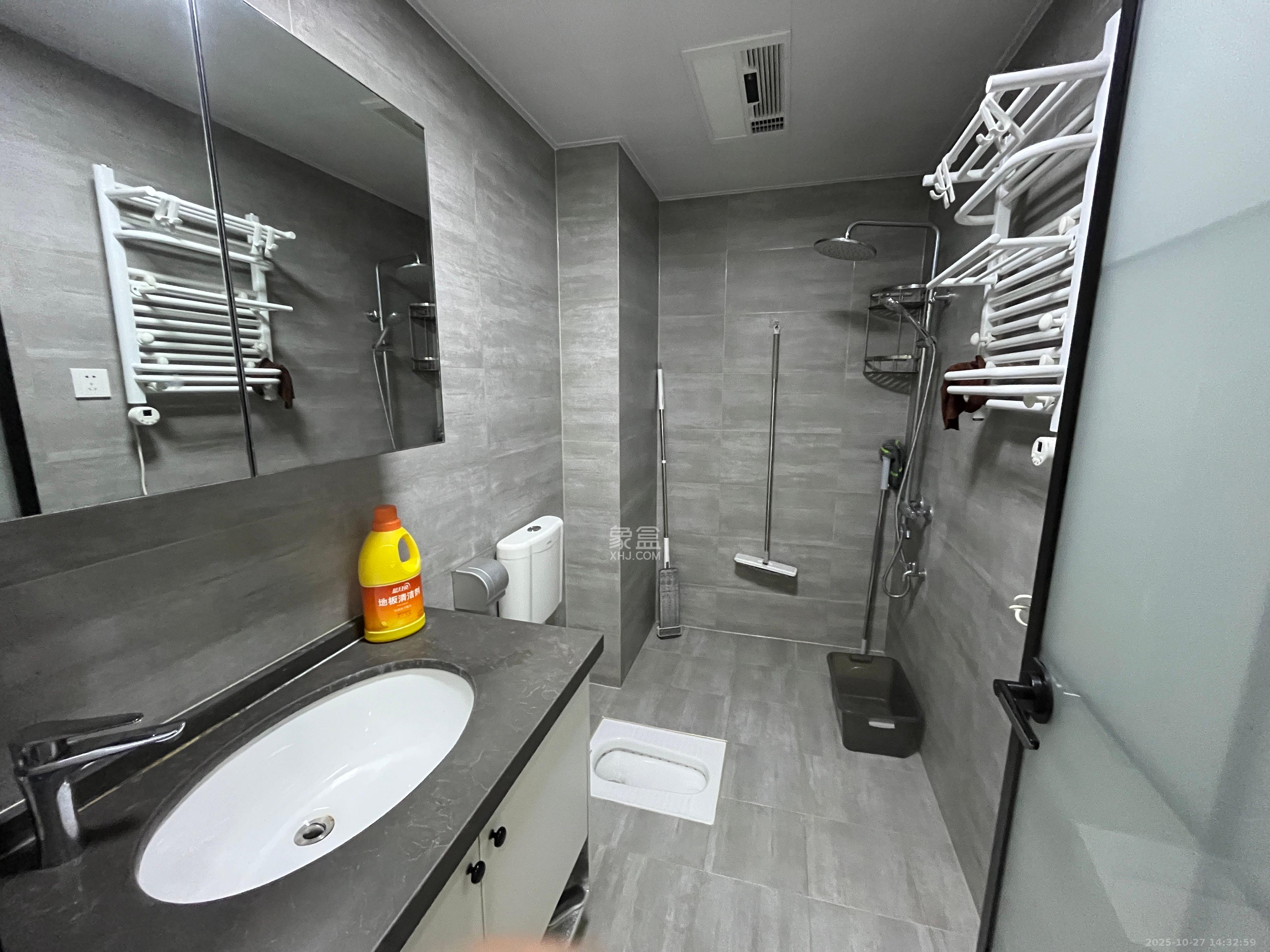 北辰定江洋  3室2厅2卫    8000.0元/月 北辰定江洋  3室2厅2卫    8000.0元/月室内图