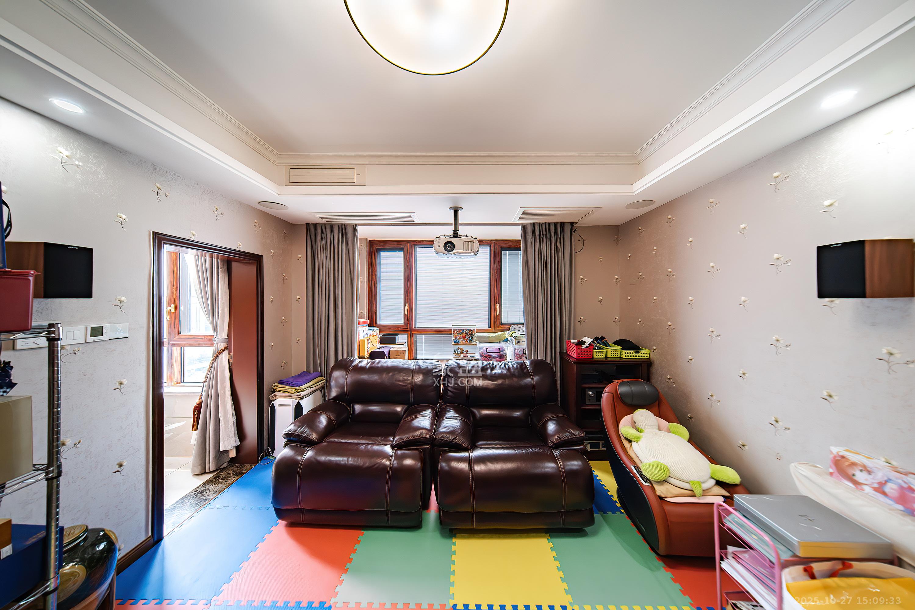 福祥家园(农信家园)  6室2厅2卫    398.0万 福祥家园(农信家园)  6室2厅2卫    398.0万卧室