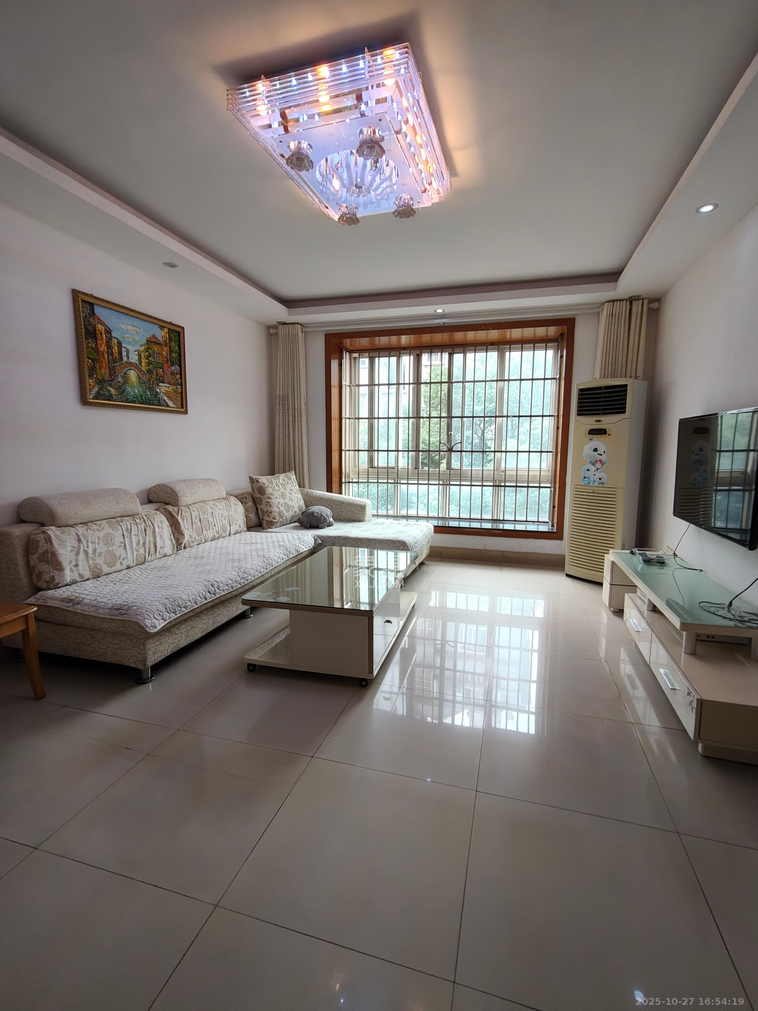 融城花苑  2室1厅1卫    1400.0元/月