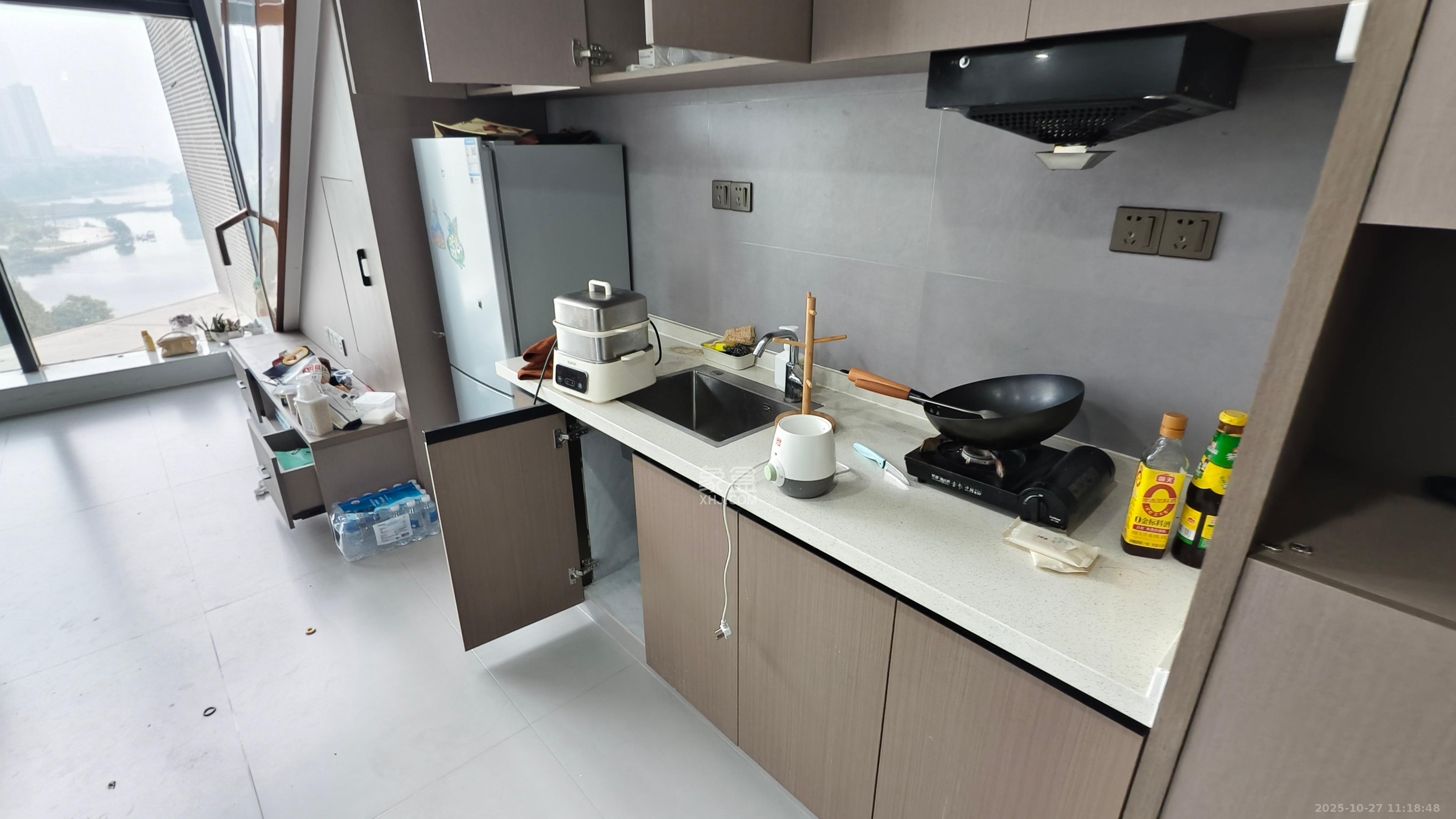 梅溪半岛 1室1厅1卫 3200.0元/月 梅溪半岛 1室1厅1卫 3200.0元/月室内图