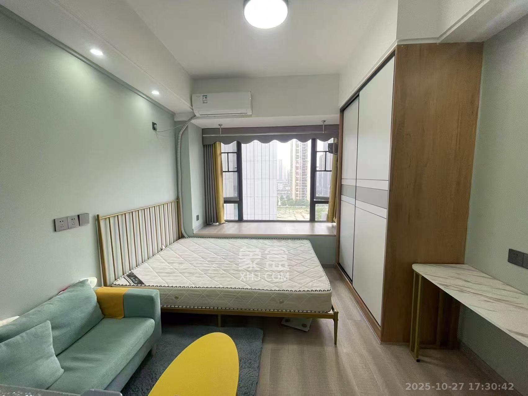 龙湖湘江星座（祺鑫星座公寓）  1室1厅1卫    1100.0元/月