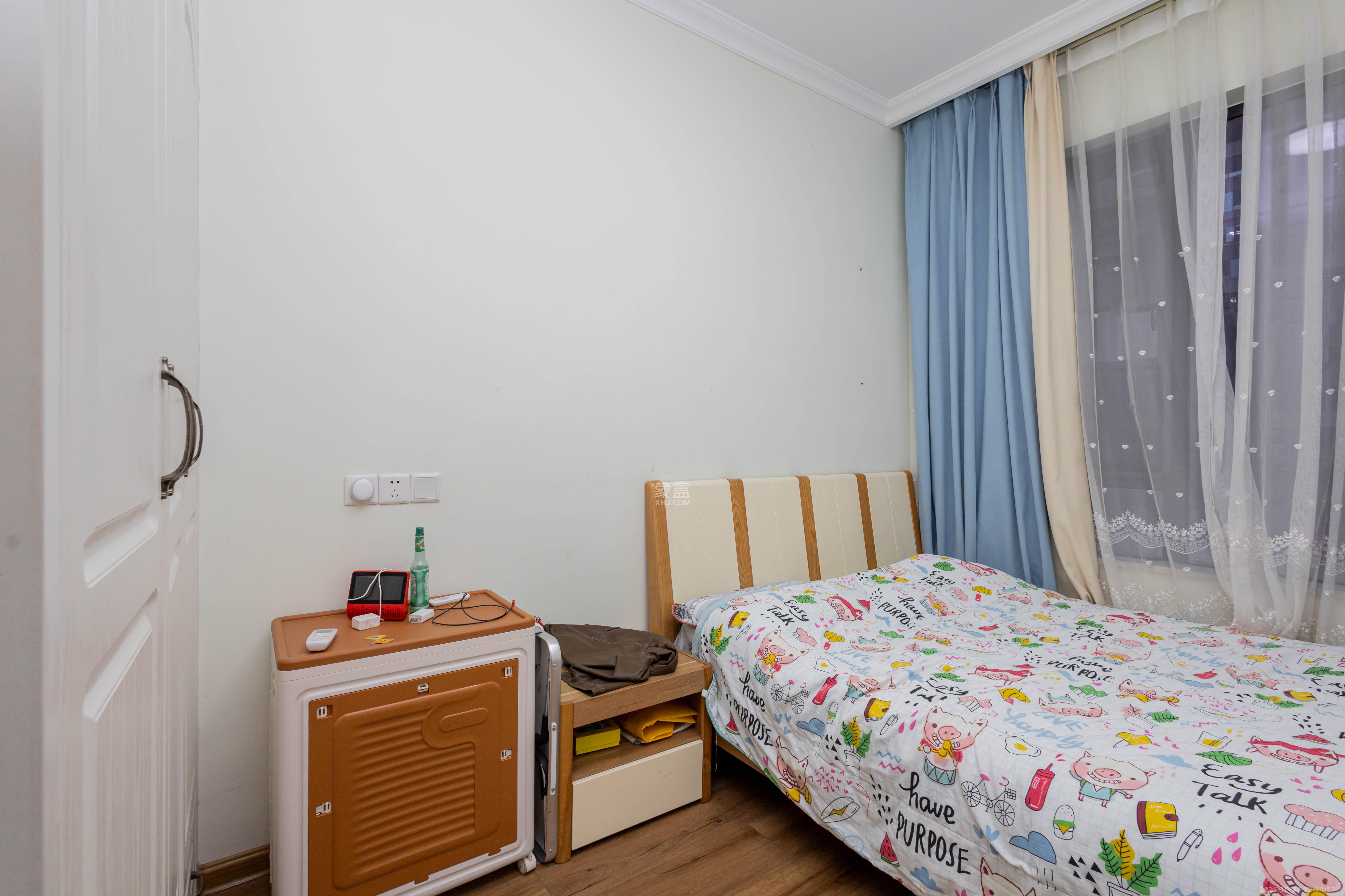 长房东云台 4室2厅2卫 118.0万 长房东云台 4室2厅2卫 118.0万卧室