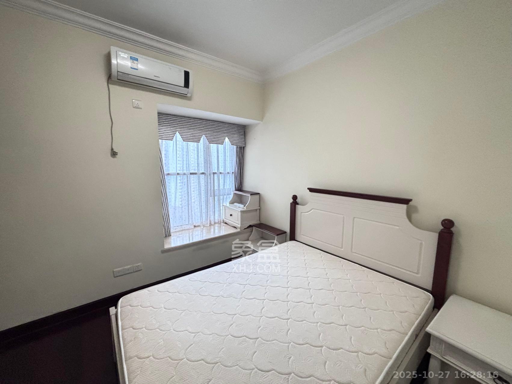 恒大雅苑 2室2厅1卫 2200.0元/月 恒大雅苑 2室2厅1卫 2200.0元/月室内图