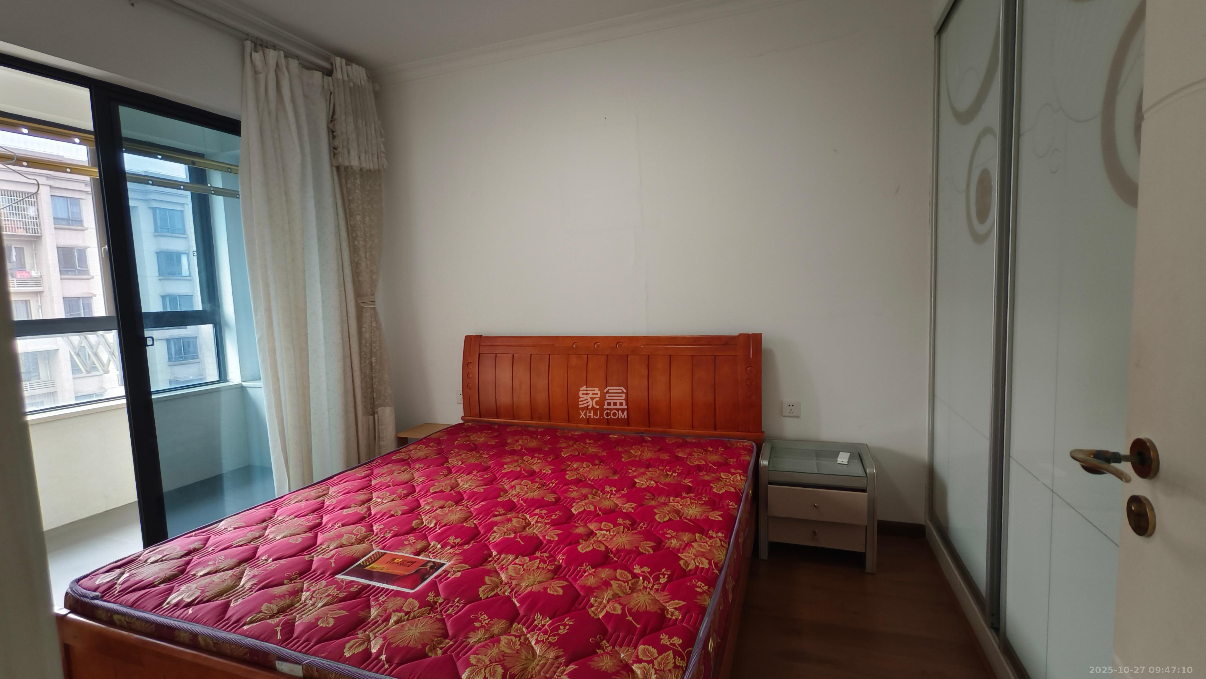 保利花园  2室2厅1卫    2000.0元/月 保利花园  2室2厅1卫    2000.0元/月室内图