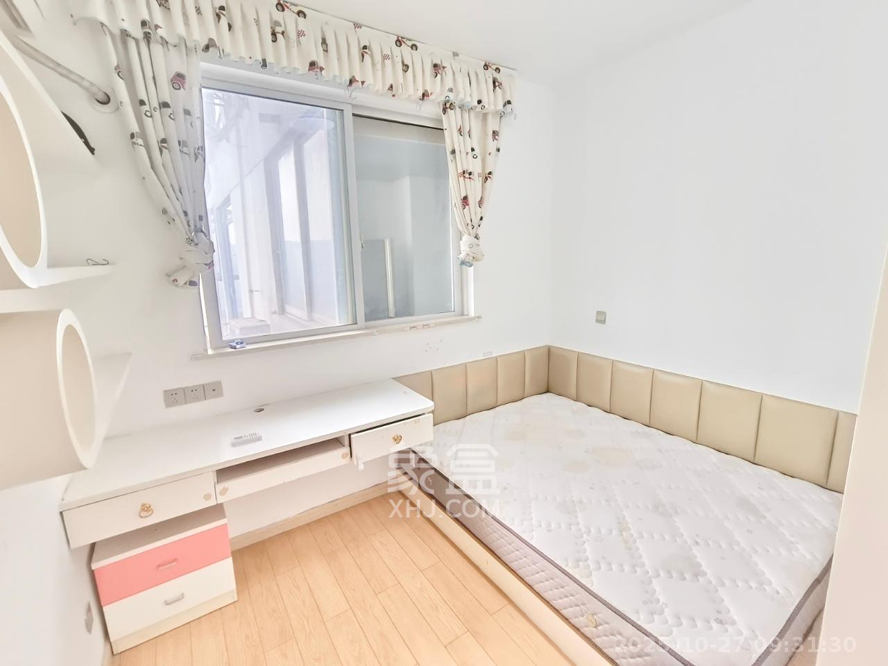 顺天黄金海岸  3室2厅2卫    2700.0元/月室内图