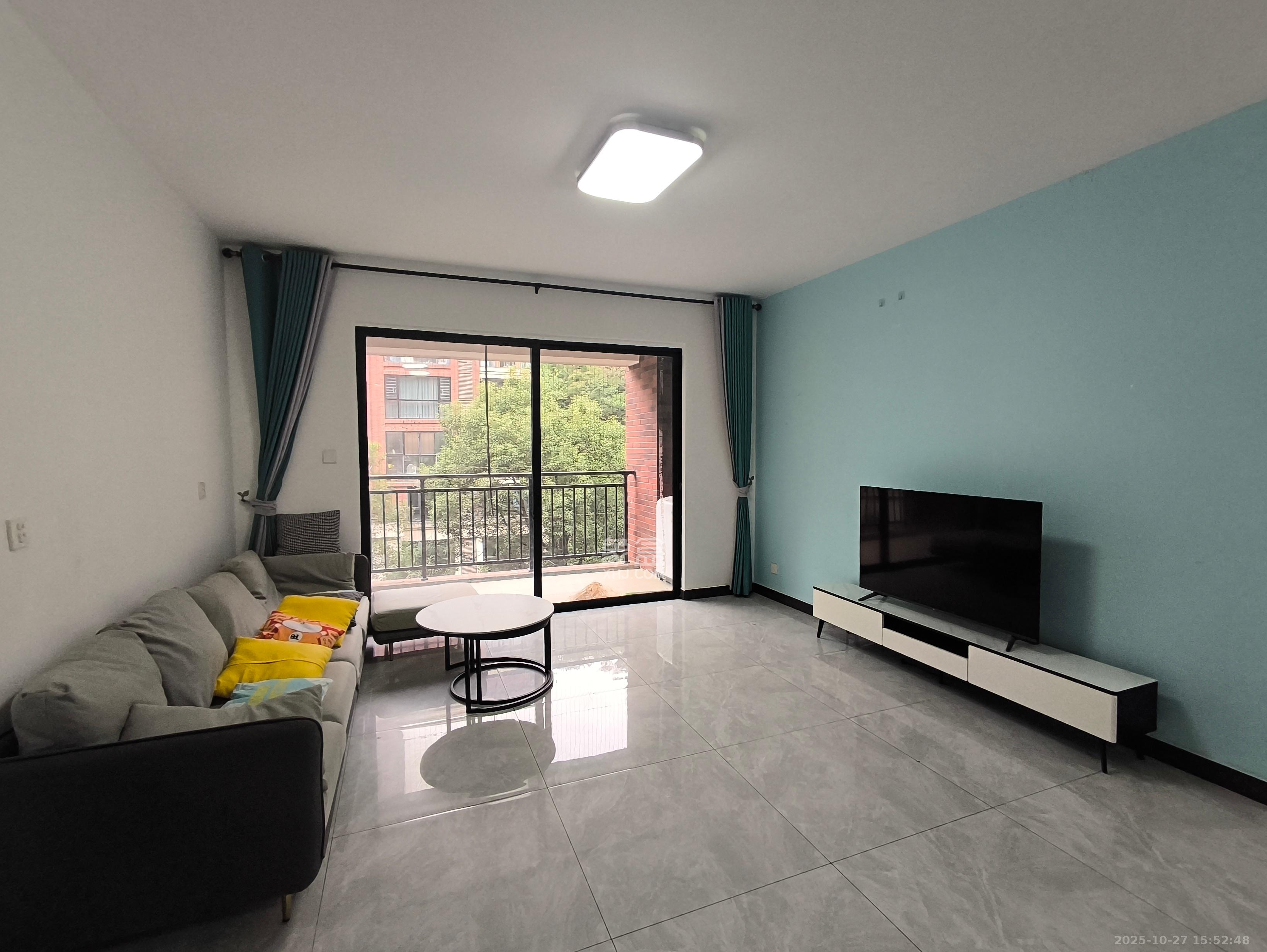 顺天御岭  4室2厅2卫    2100.0元/月 顺天御岭  4室2厅2卫    2100.0元/月室内图