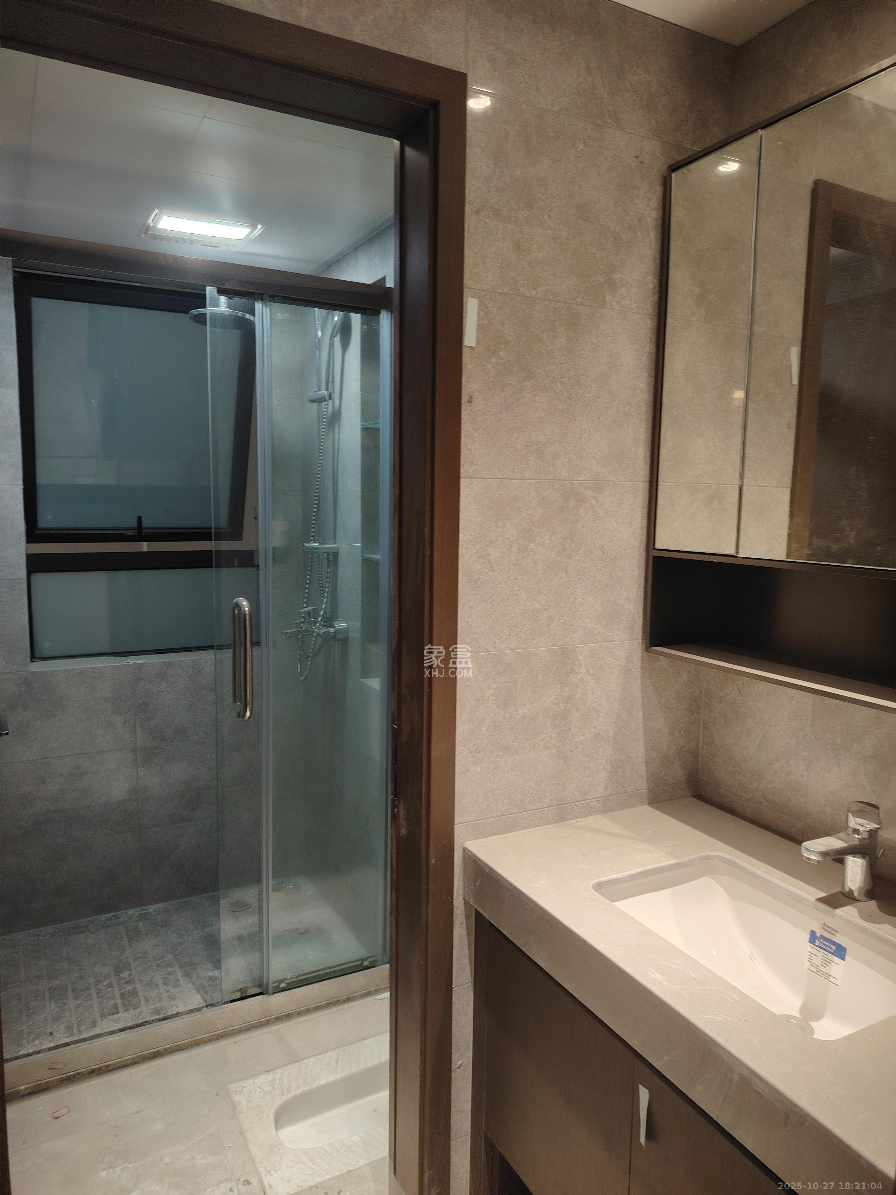 荣盛锦绣学府  3室2厅2卫    2800.0元/月 荣盛锦绣学府  3室2厅2卫    2800.0元/月室内图