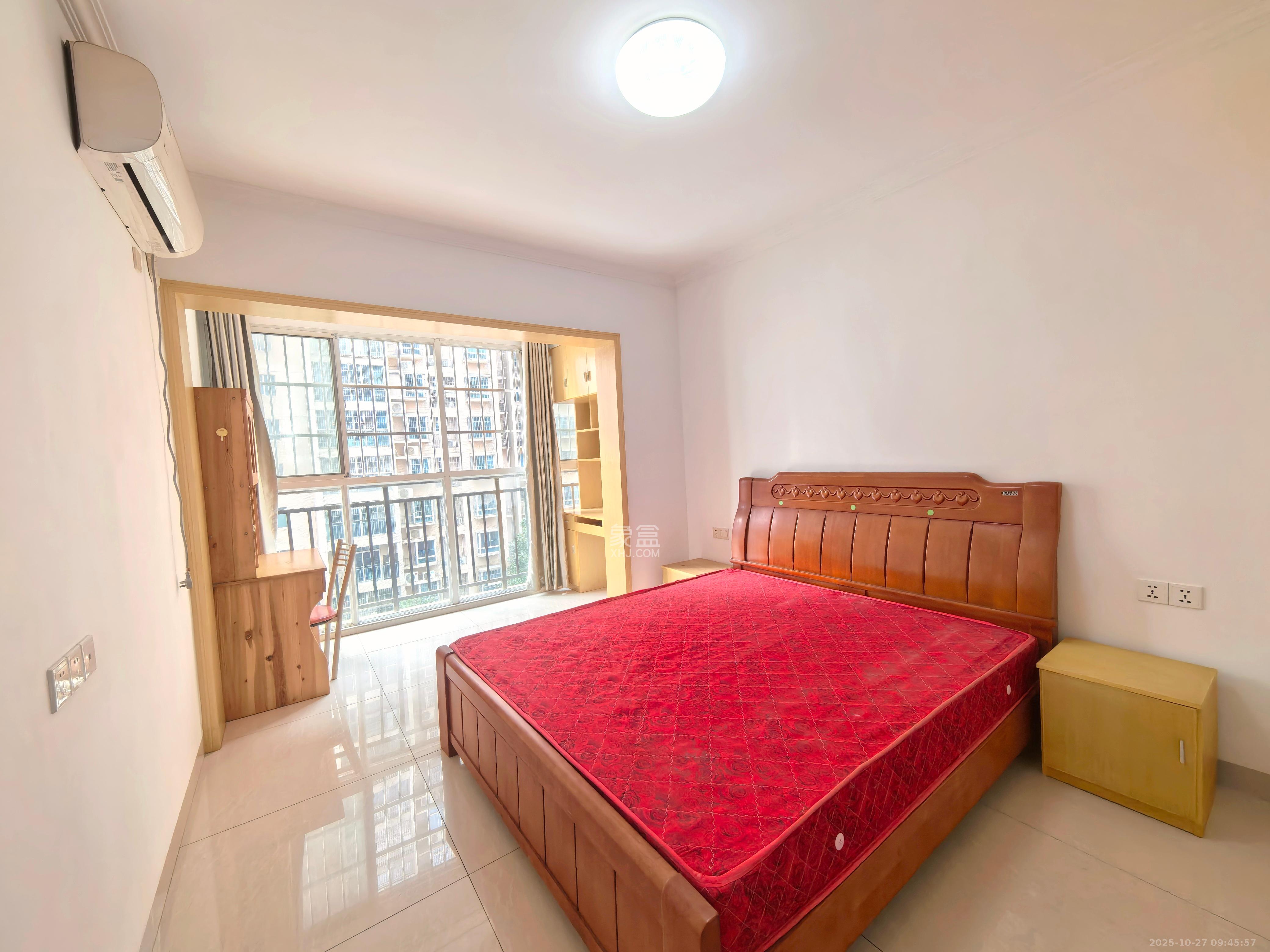 福满新城(新天安置小区) 3室2厅2卫 1700.0元/月 福满新城(新天安置小区) 3室2厅2卫 1700.0元/月室内图