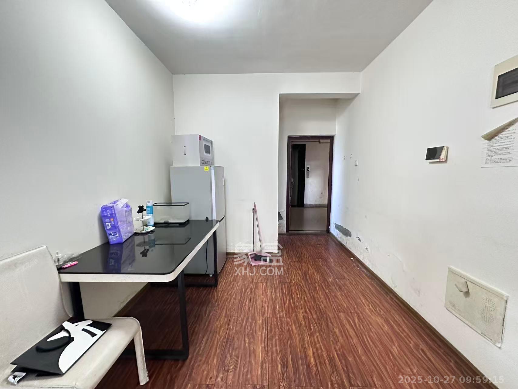 永祺西京  2室2厅1卫    2000.0元/月 永祺西京  2室2厅1卫    2000.0元/月室内图