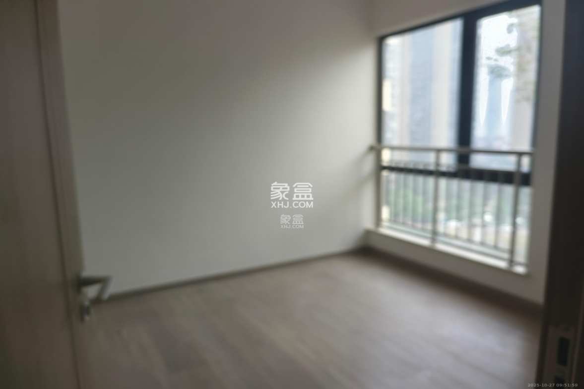 建投象山国际  3室2厅2卫    2800.0元/月 建投象山国际  3室2厅2卫    2800.0元/月室内图