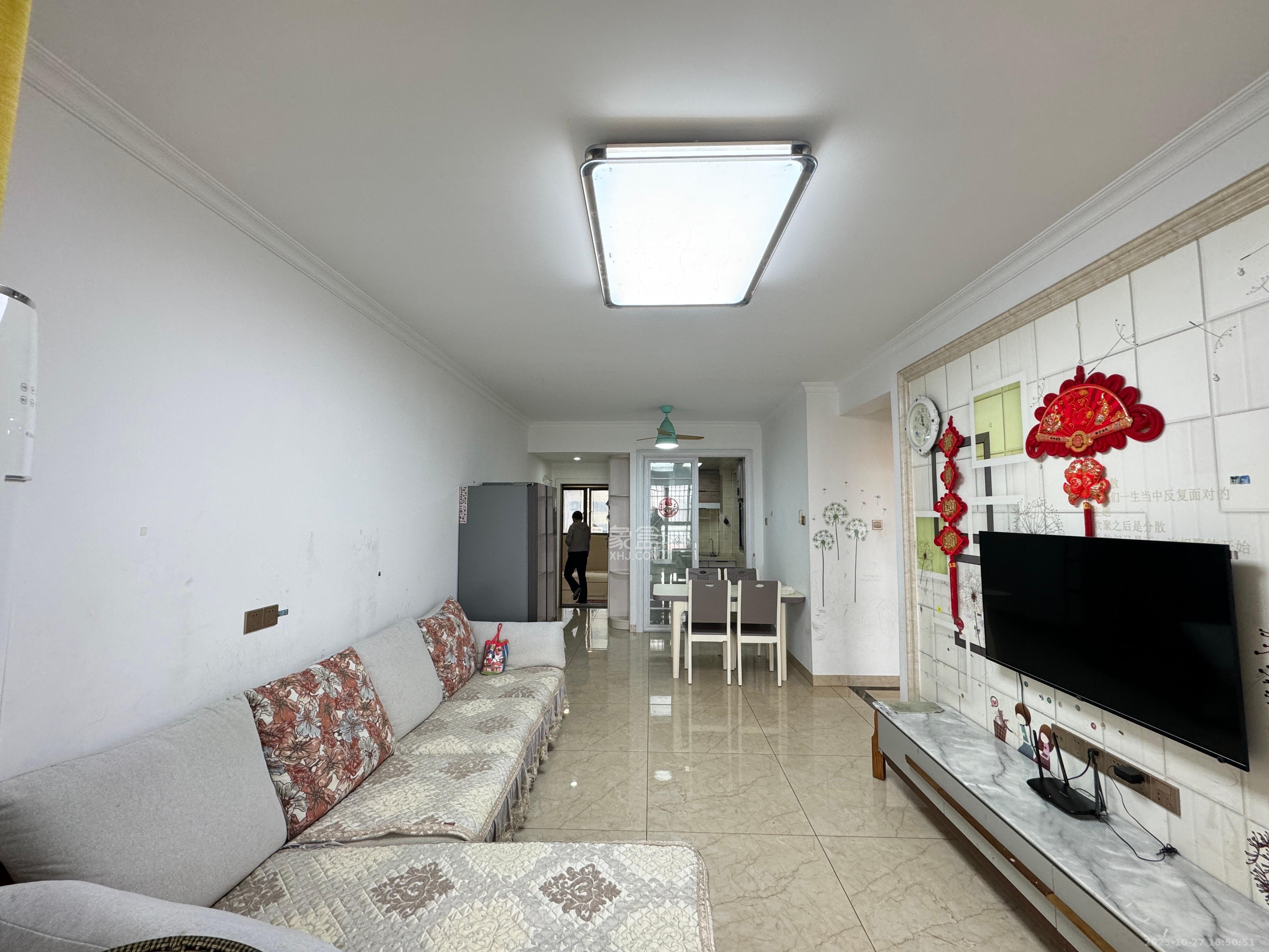 华润置地广场二期 2室2厅1卫 1850.0元/月 华润置地广场二期 2室2厅1卫 1850.0元/月室内图