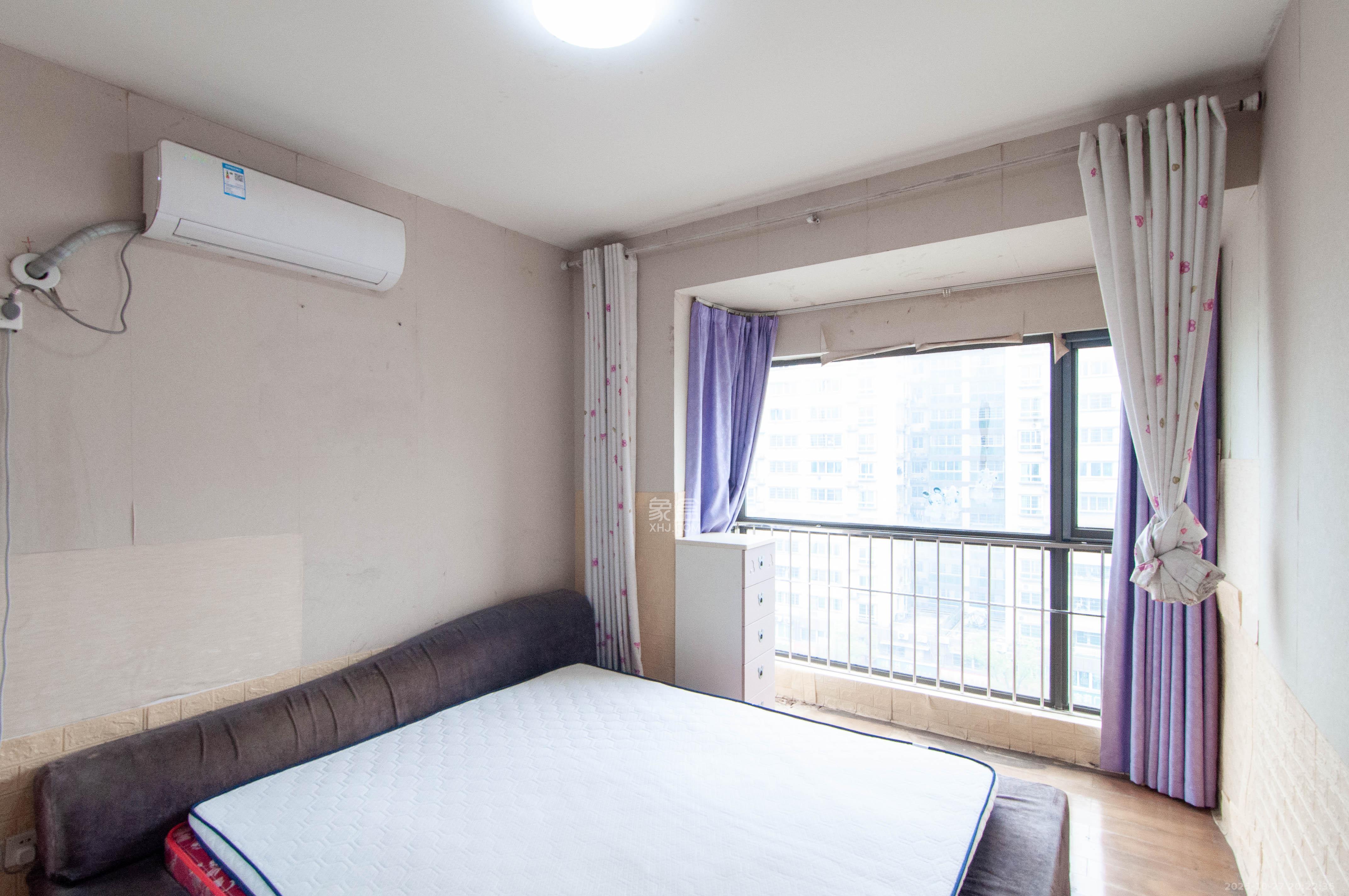 远大麓园  3室2厅2卫    2200.0元/月室内图