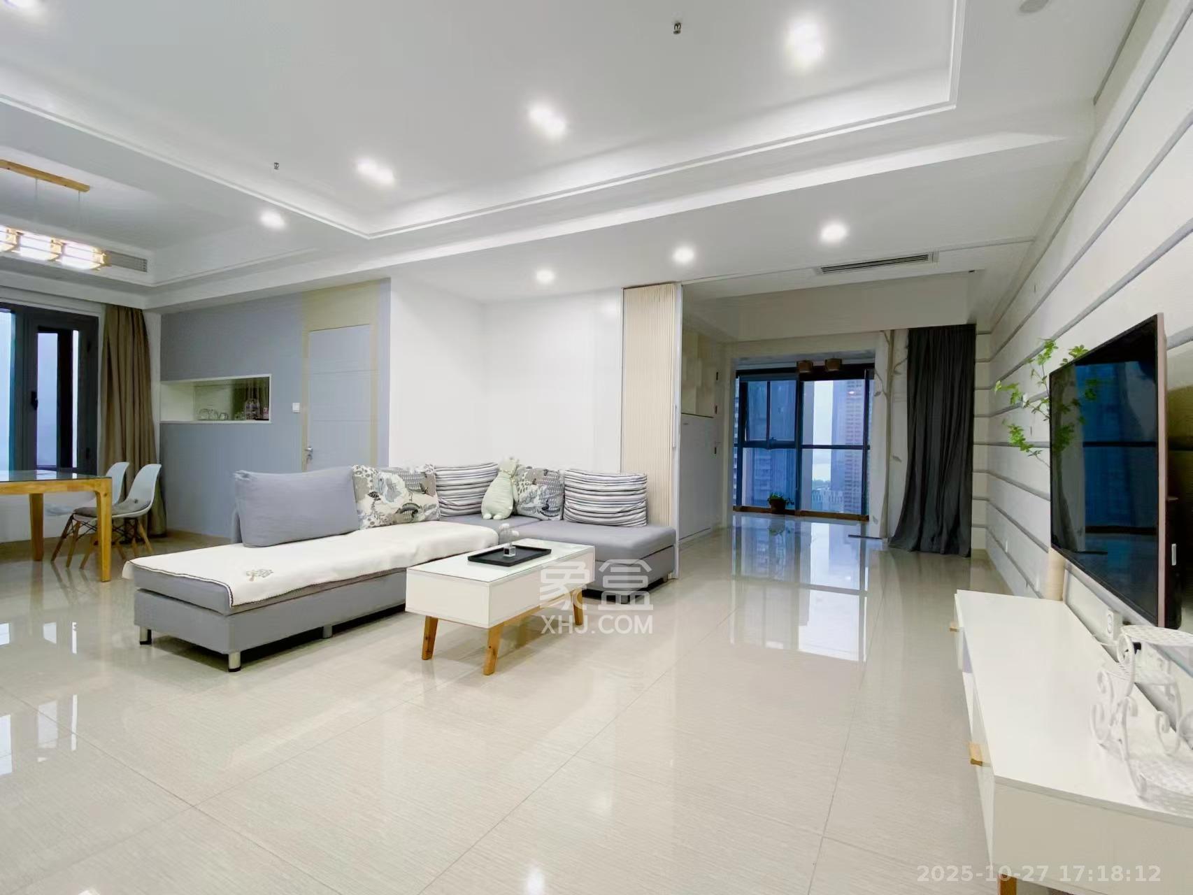 东怡外国（南湖一号)  2室1厅1卫    5000.0元/月