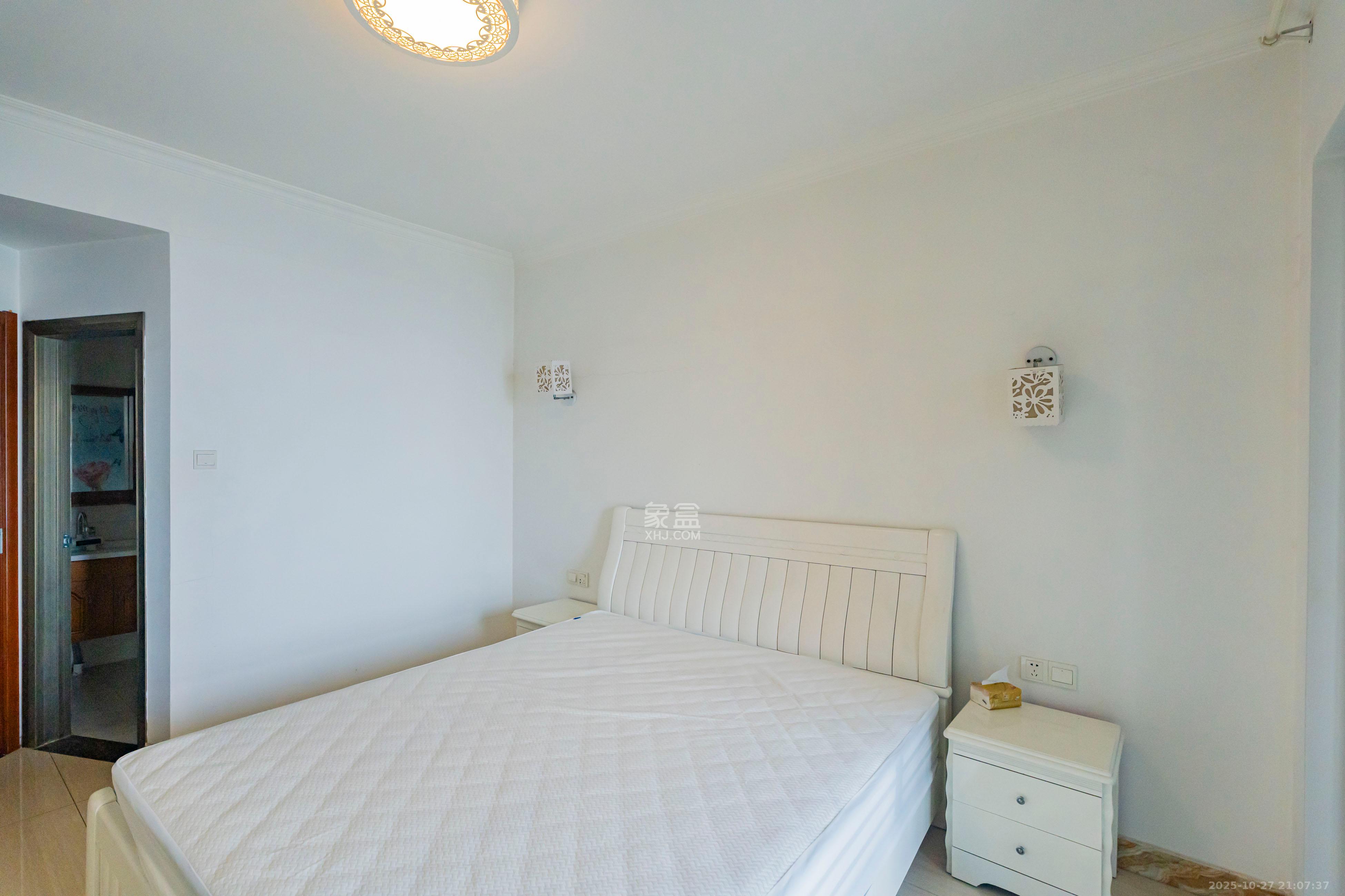 海洋半岛(月珑湾) 3室2厅2卫 115.0万 海洋半岛(月珑湾) 3室2厅2卫 115.0万卧室