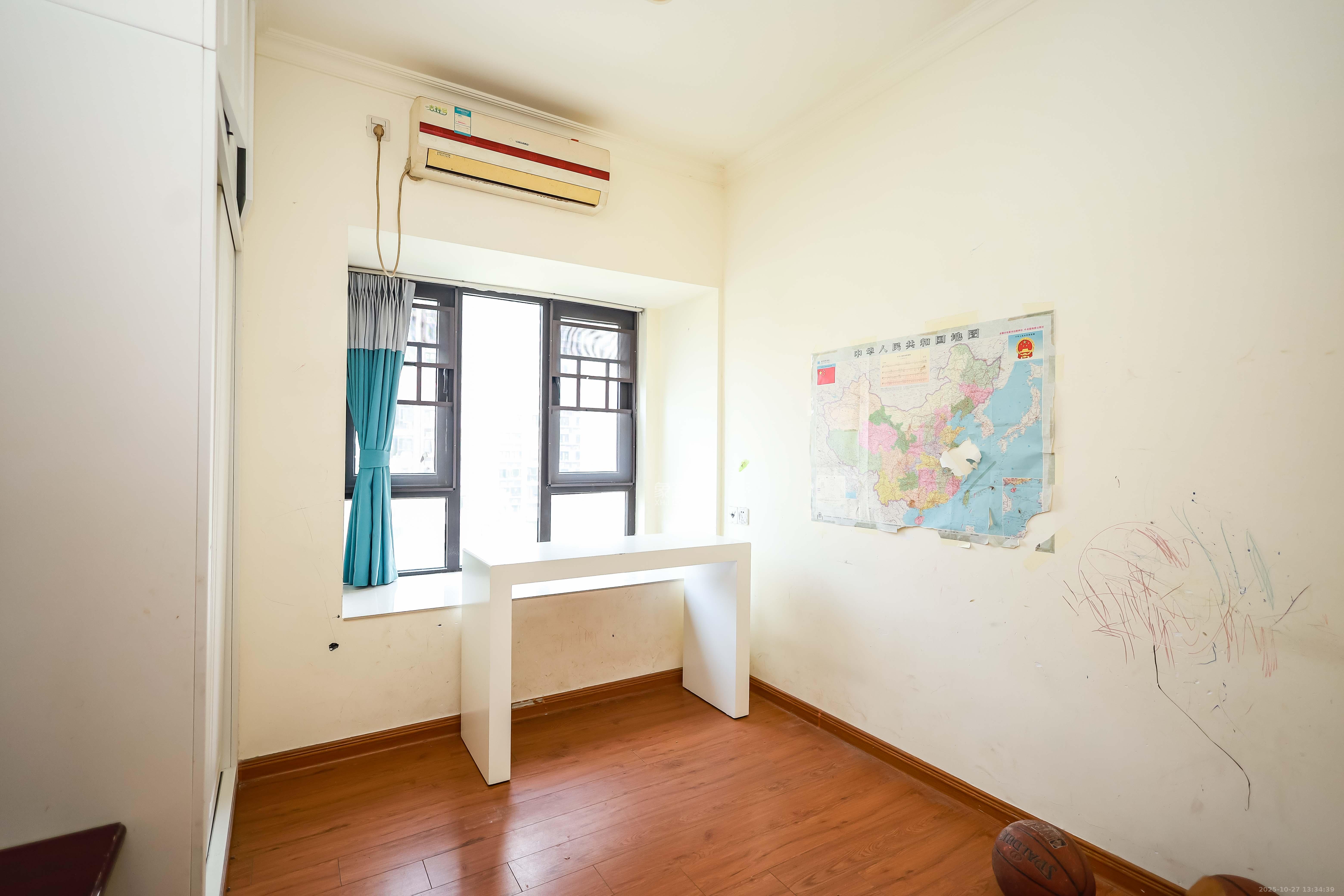 碧桂园荟隽棠 4室2厅2卫 132.0万 碧桂园荟隽棠 4室2厅2卫 132.0万卧室